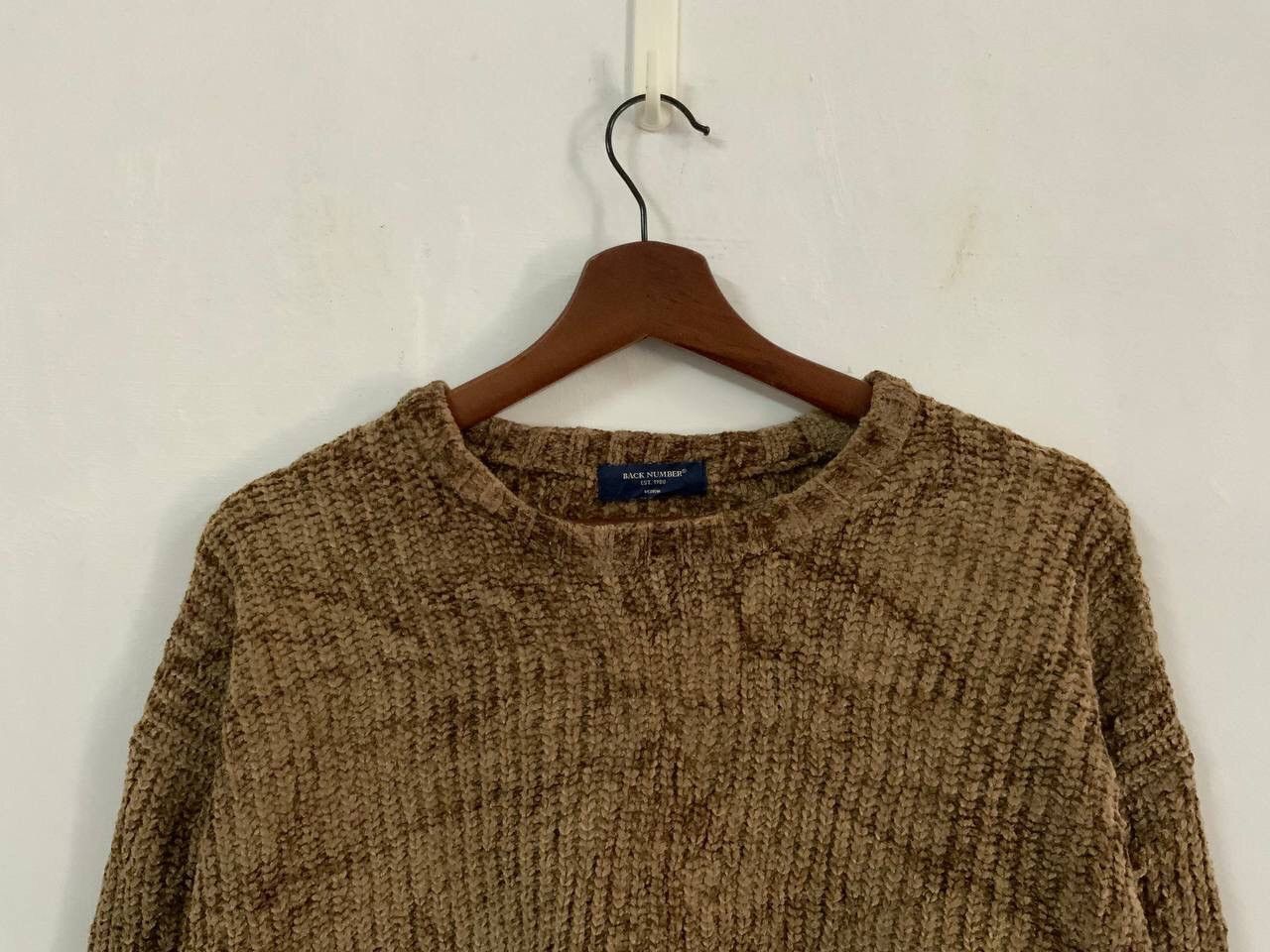 Japanese Brand Back Number Handknit Knitwear Size US M / EU 48-50 / 2 - 3 Thumbnail