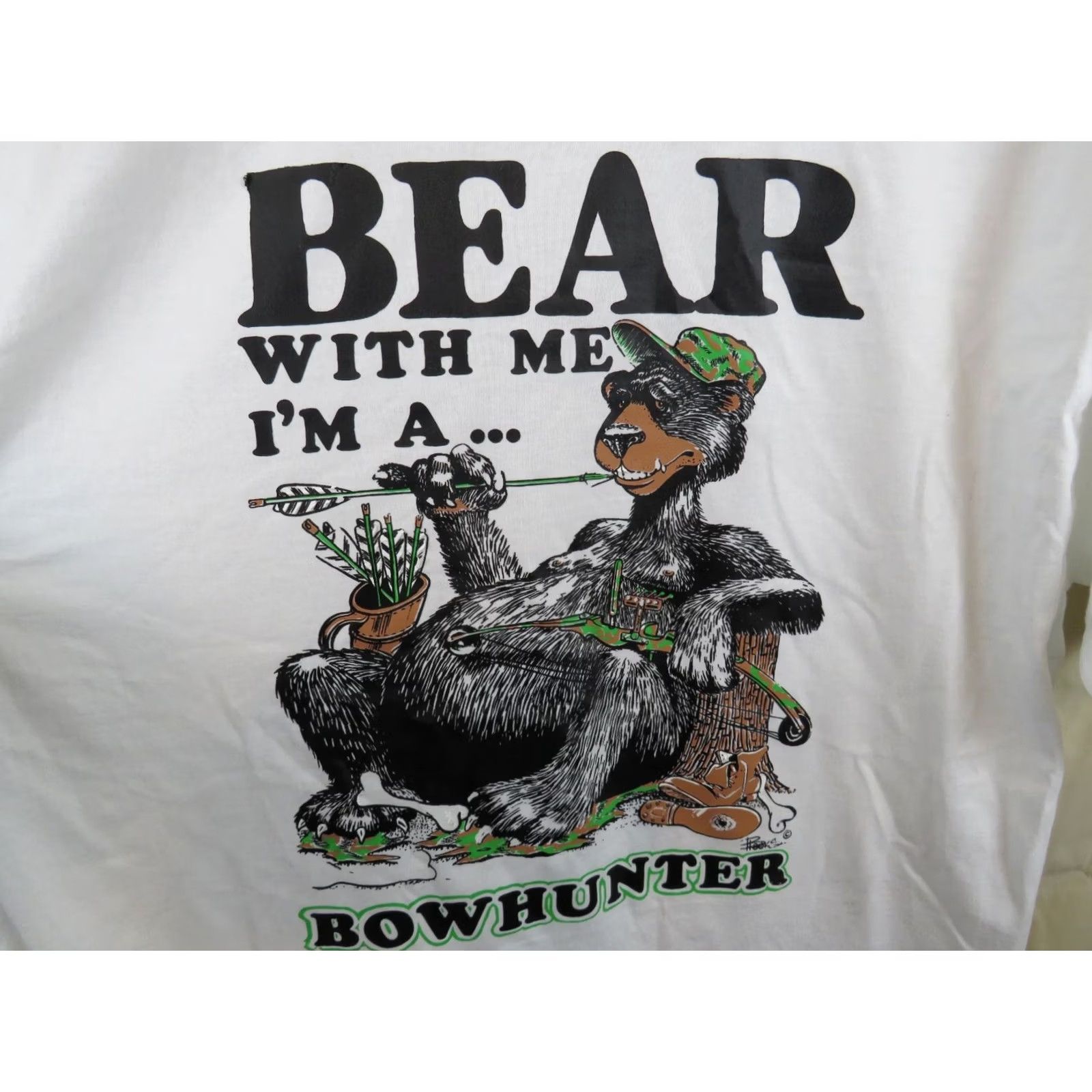 Hanes Vintage Hanes Bear With Me I'm a Bowhunter hunting funny USA T-Shirt XL Fifty Size US XL / EU 56 / 4 - 2 Thumbnail