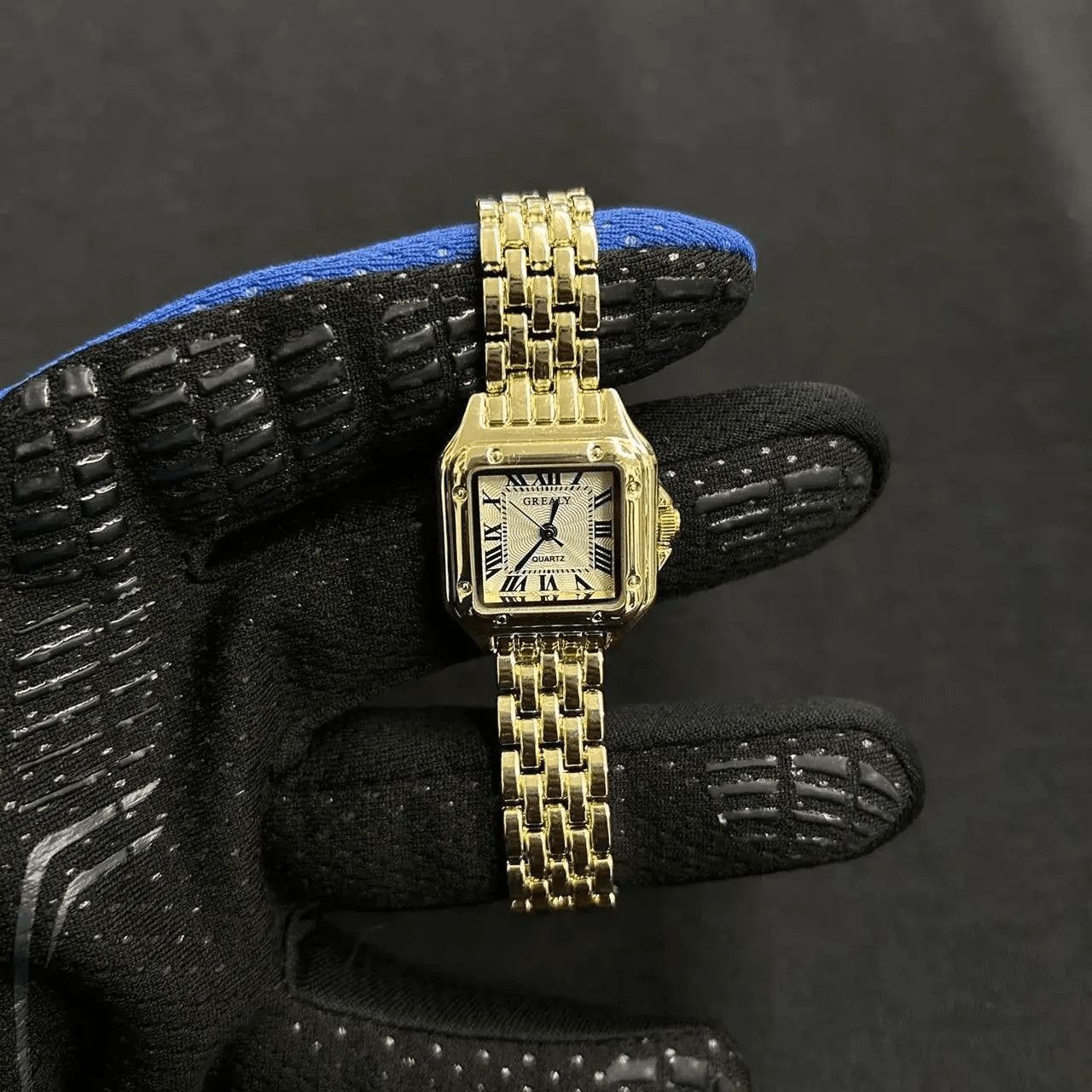 Jewelry Vintage 2000s Style Gold Rectangular Quartz Luxury Watch Size ONE SIZE - 5 Thumbnail