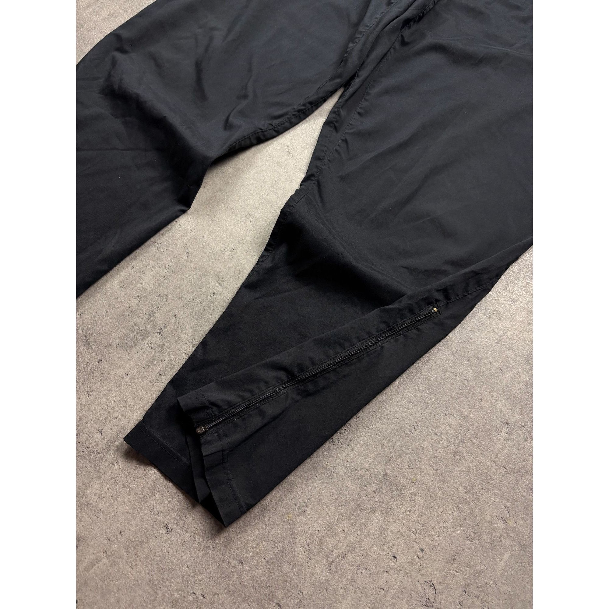 Nike Vintage Nike Track Pants Black Grey Piping Y2K Mesh Lined Ba Size US 34 / EU 50 - 8 Thumbnail