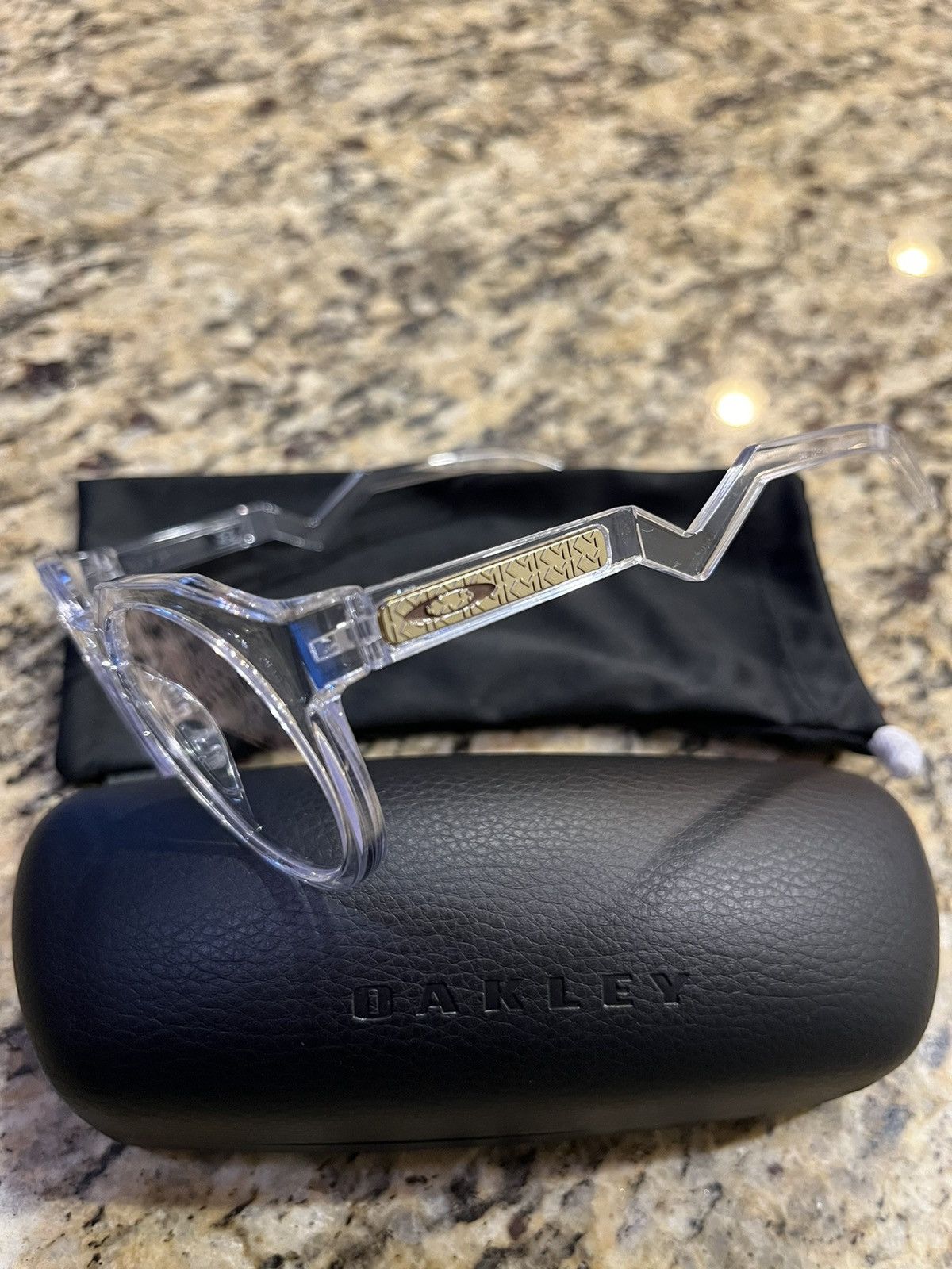 image of Kylian Mbappé Signature Series Hstn Oakley in Clear, Men's