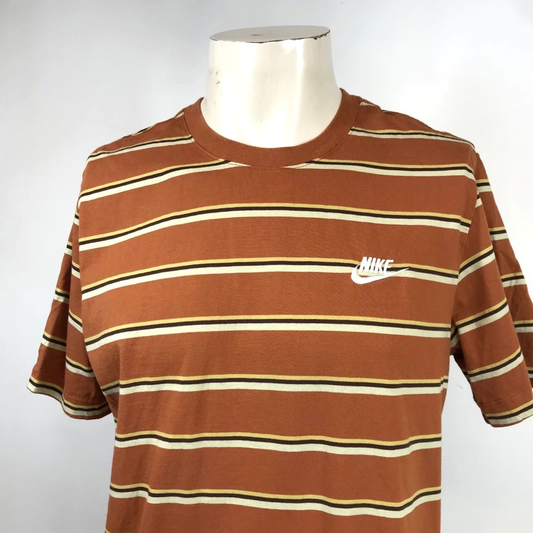 Nike Nike Mens Large Tan Stripe Crew Neck Short Sleeve Cotton Tee L DZ2985-246 Size US 33 - 2 Thumbnail