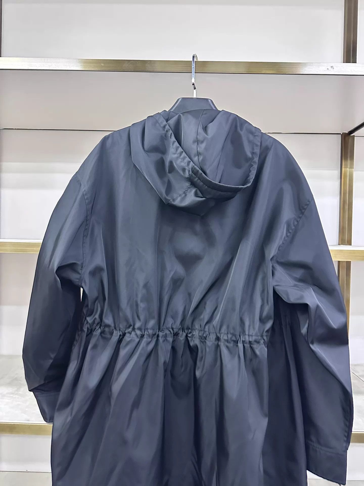 Prada Prada Trench Coat 40 (S57, C108, L102, Sl57) Size S / US 4 / IT 40 - 3 Thumbnail
