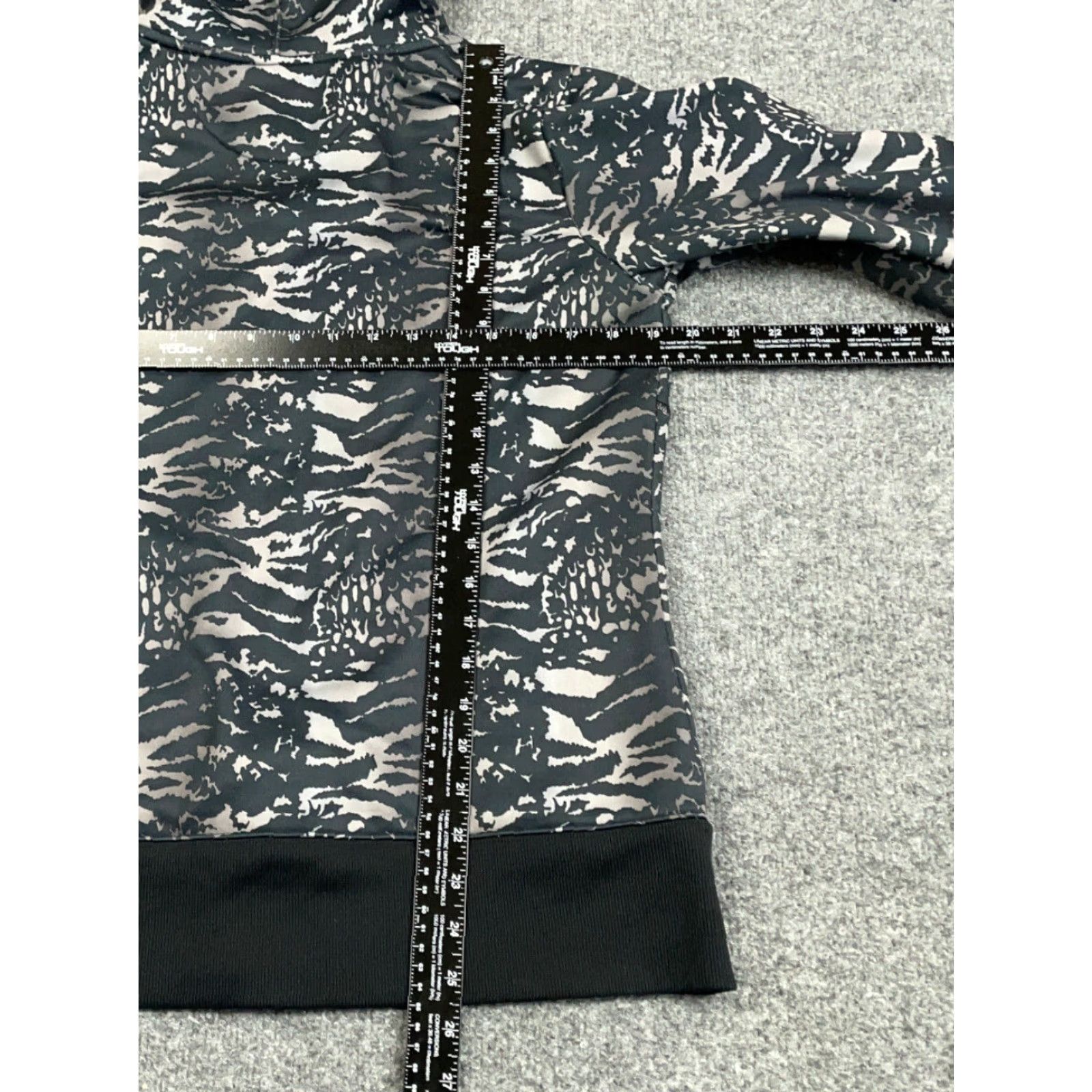 Under Armour Under Armour Hoodie Mens Medium Camo Full Zip Lightweight Multicolor Camouflage Pattern Regular Fit Sweatshirt/SH Long Sleeve Pirate? Size US M / EU 48-50 / 2 - 3 Thumbnail