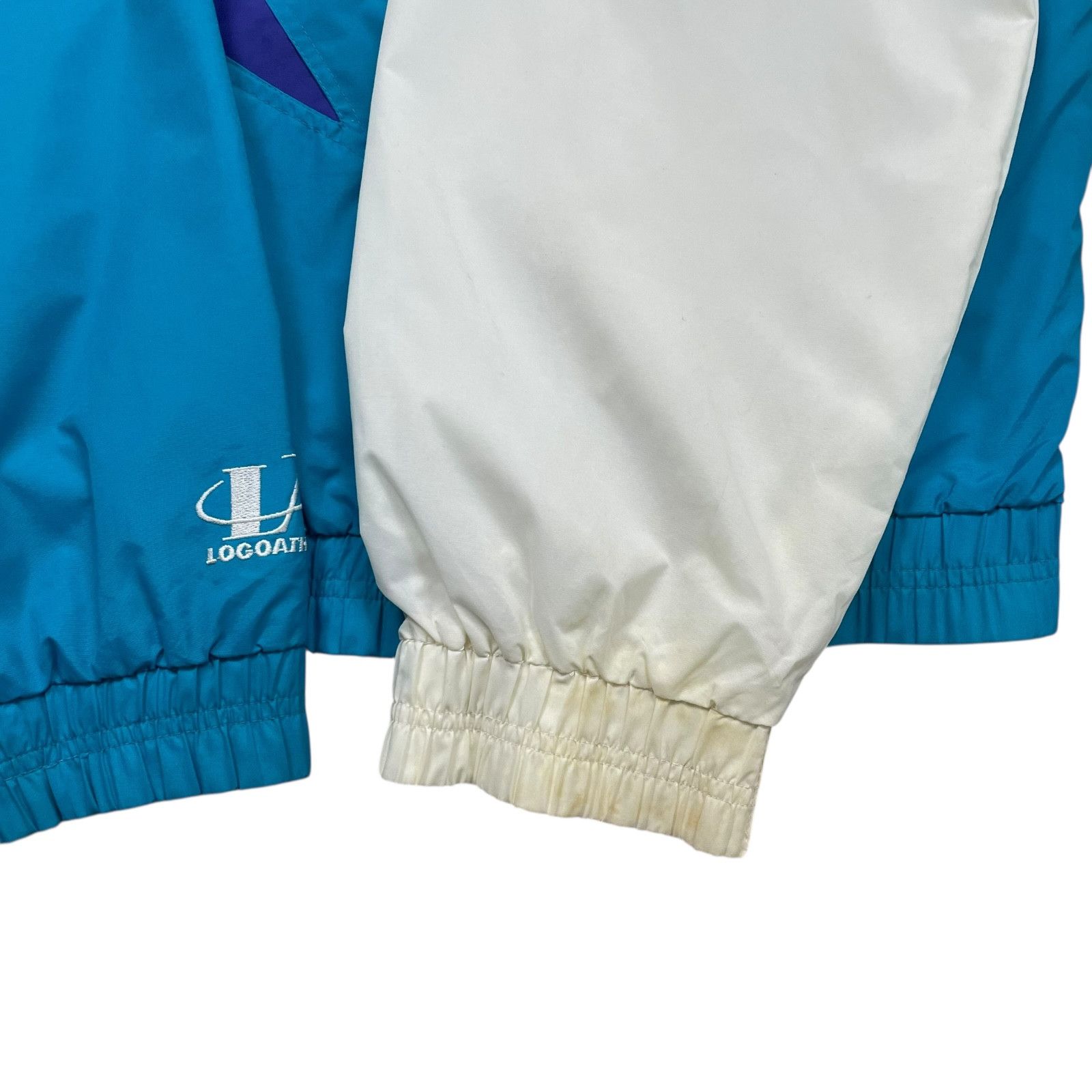 NBA VTG 90s CHARLOTTE HORNETS LOGO ATHLETIC SHARKTOOTH JACKET Size US L / EU 52-54 / 3 - 15 Thumbnail