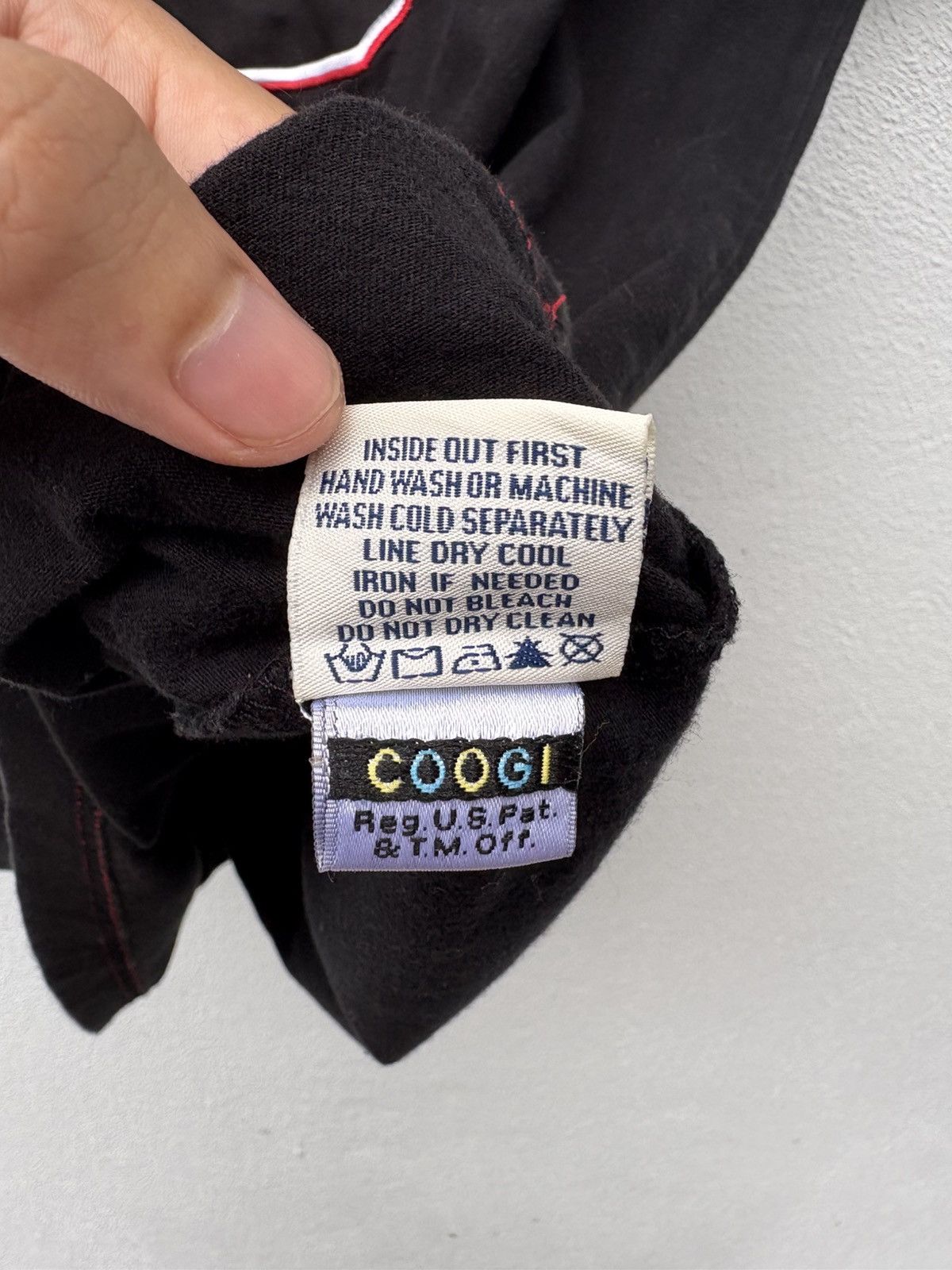 Coogi Vintage 1990s Embroidered Coogi Big Logo Size US XL / EU 56 / 4 - 6 Thumbnail