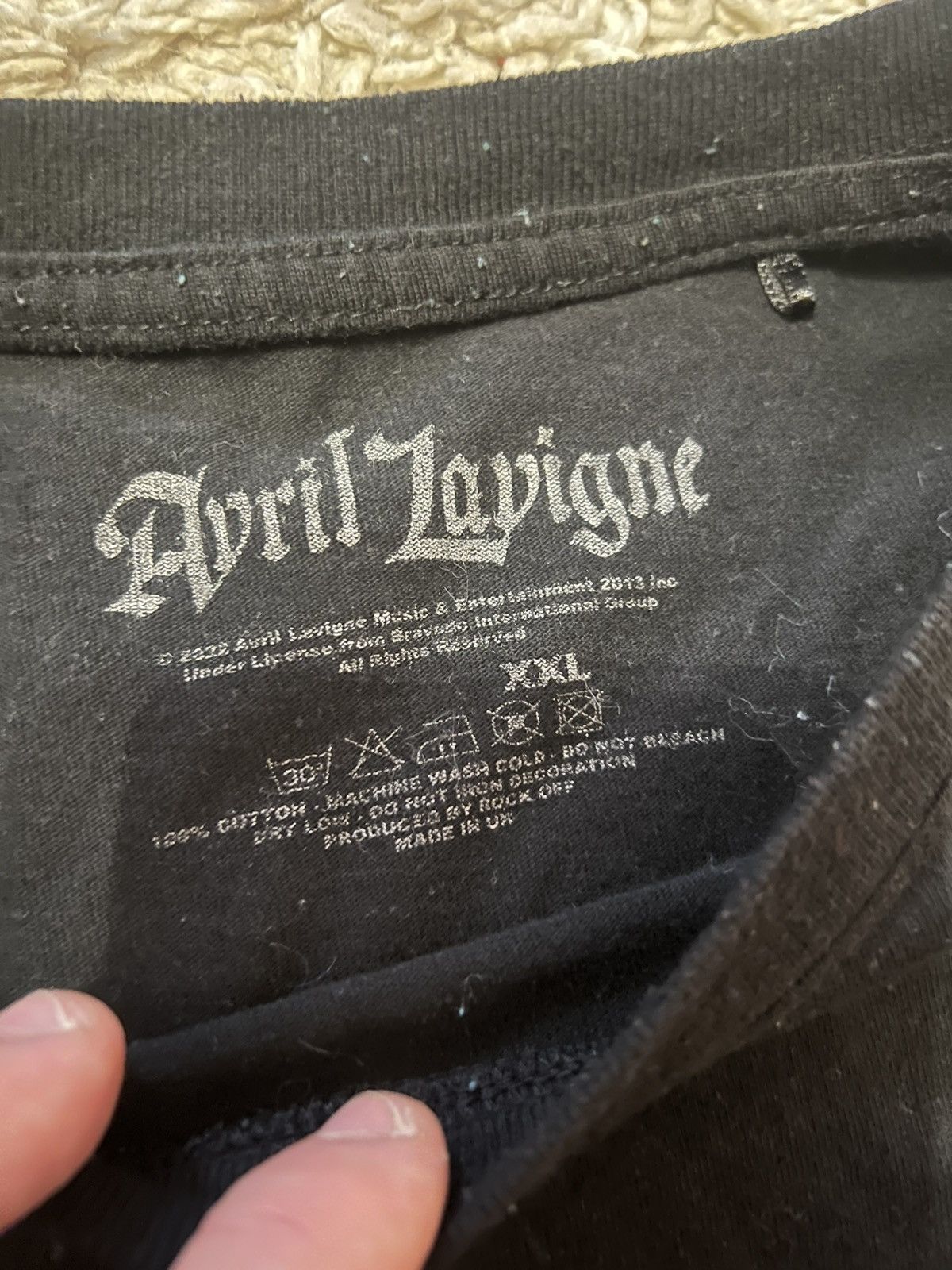 Band Tees Avril Lavigne Love Sux album 2022 official tee Size US XXL / EU 58 / 5 - 3 Thumbnail