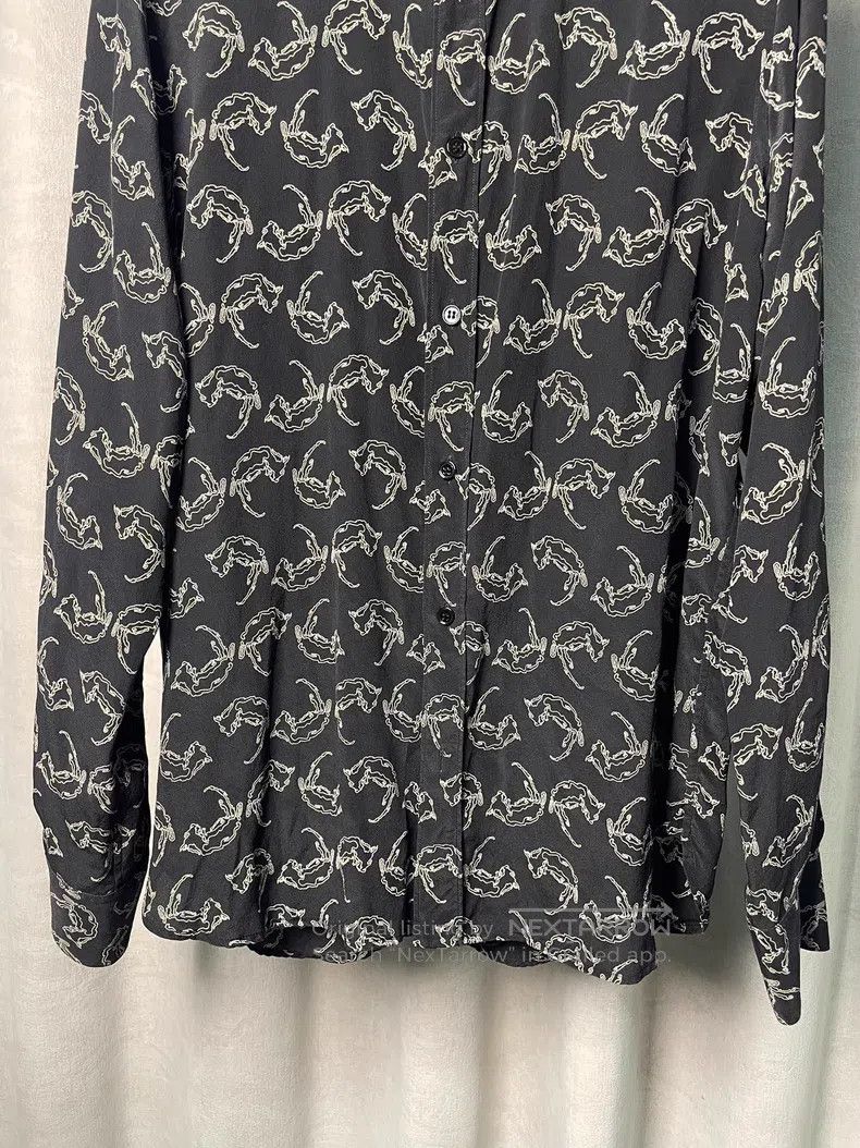 Saint Laurent Paris Saint Laurent Paris Size 39 All-Over Printed Silk Shirt i Size US S / EU 44-46 / 1 - 4 Thumbnail