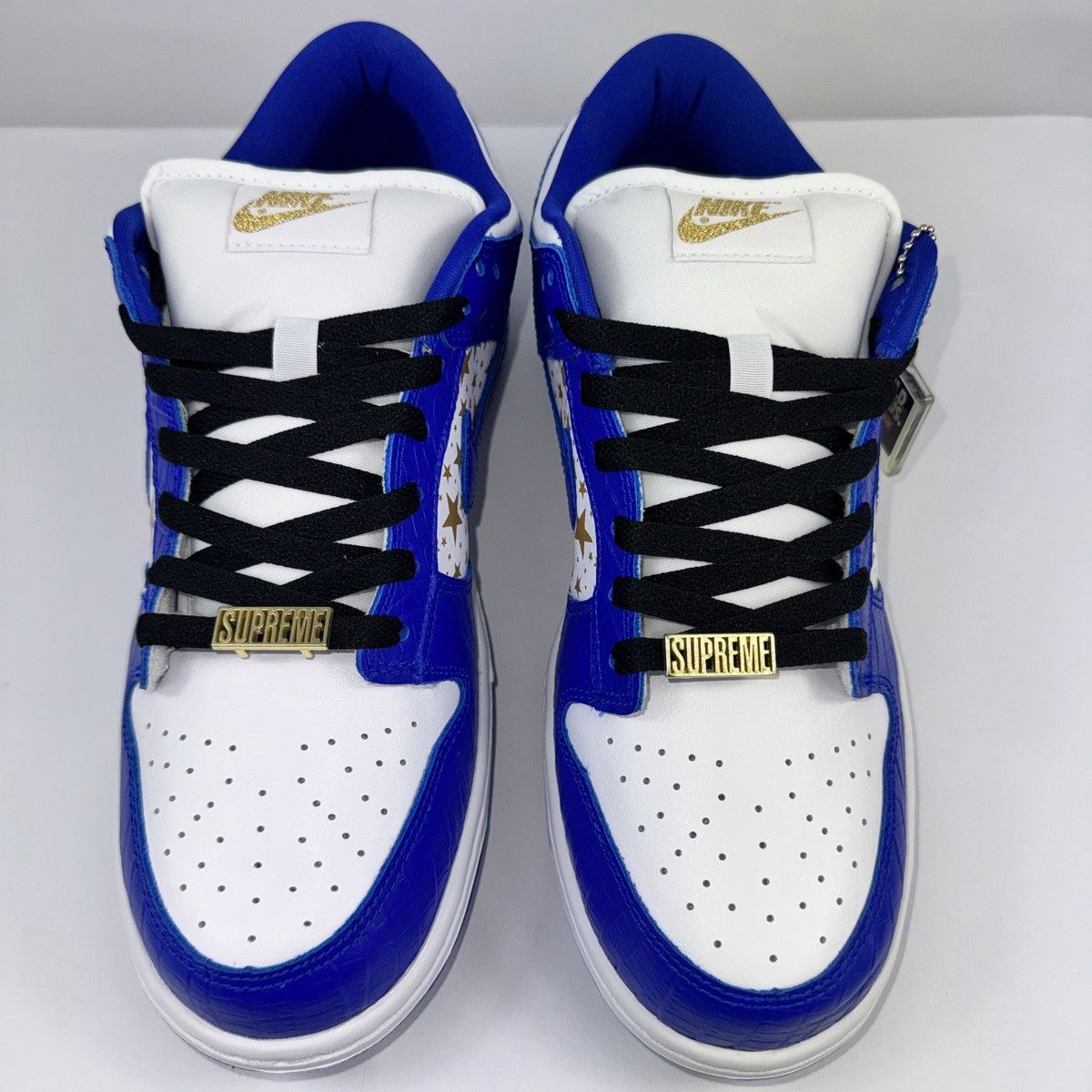Nike × Supreme NIKE SB DUNK LOW OG QS STARS HYPER ROYAL 2021 Size US 9.5 / EU 42-43 - 3 Thumbnail