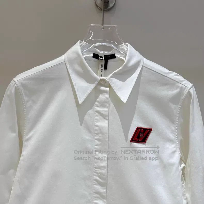 Louis Vuitton Louis Vuitton White Badge Shirt Size XXS / US 00 / IT 34 - 2 Thumbnail