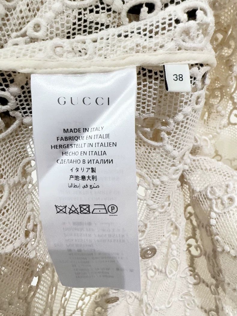 Gucci Gucci Size 38 Full logo embroidered short sleeves Size US S / EU 44-46 / 1 - 5 Thumbnail