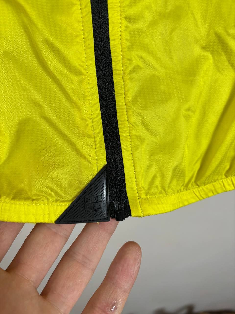Giant Giant Super Light Windbreaker Ride Vest Run Cycle Size US S / EU 44-46 / 1 - 6 Thumbnail