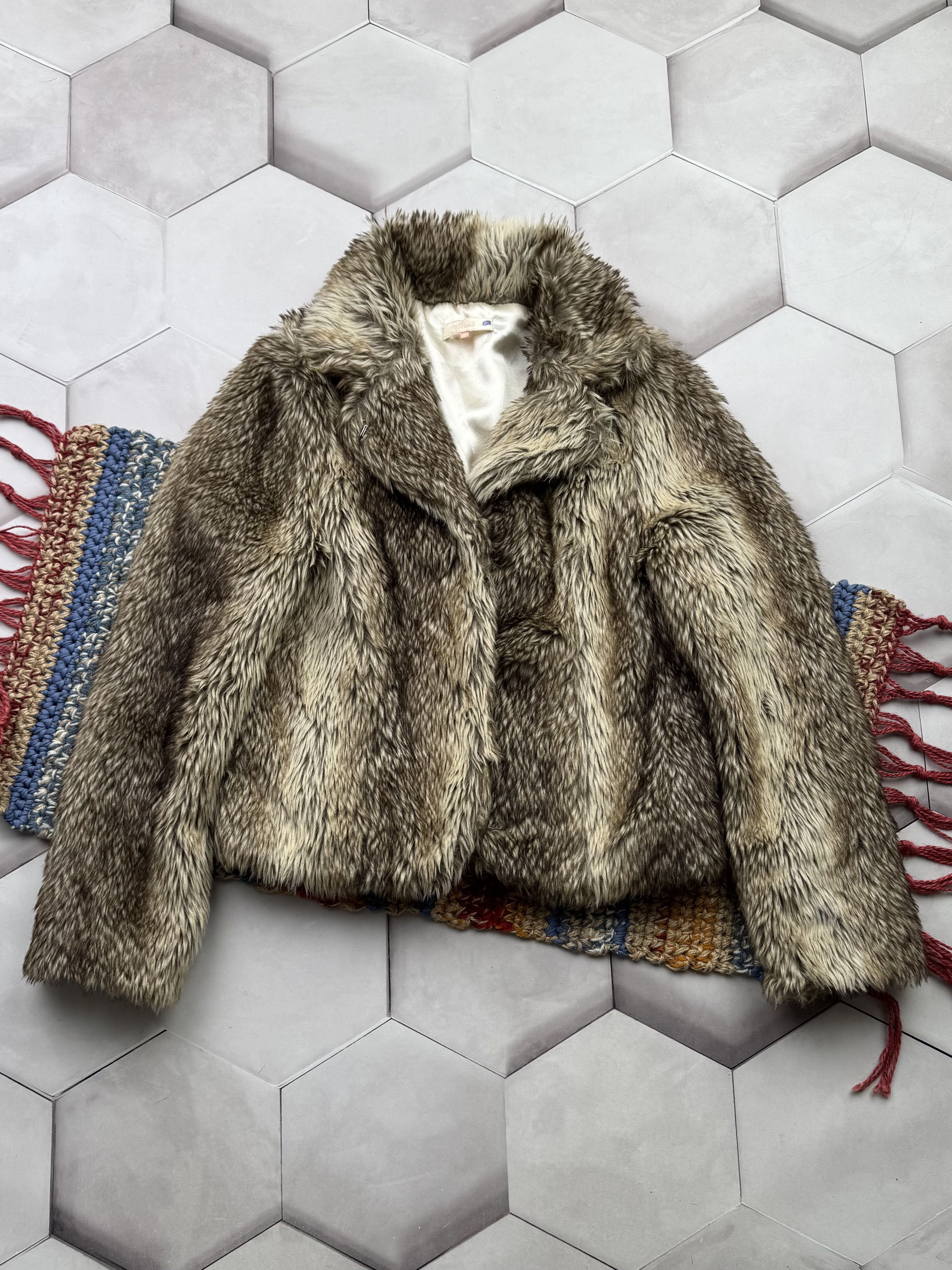 Vintage Vintage Faux Fur Cropped Jacket (E4) Size S / US 4 / IT 40 - 1 Thumbnail