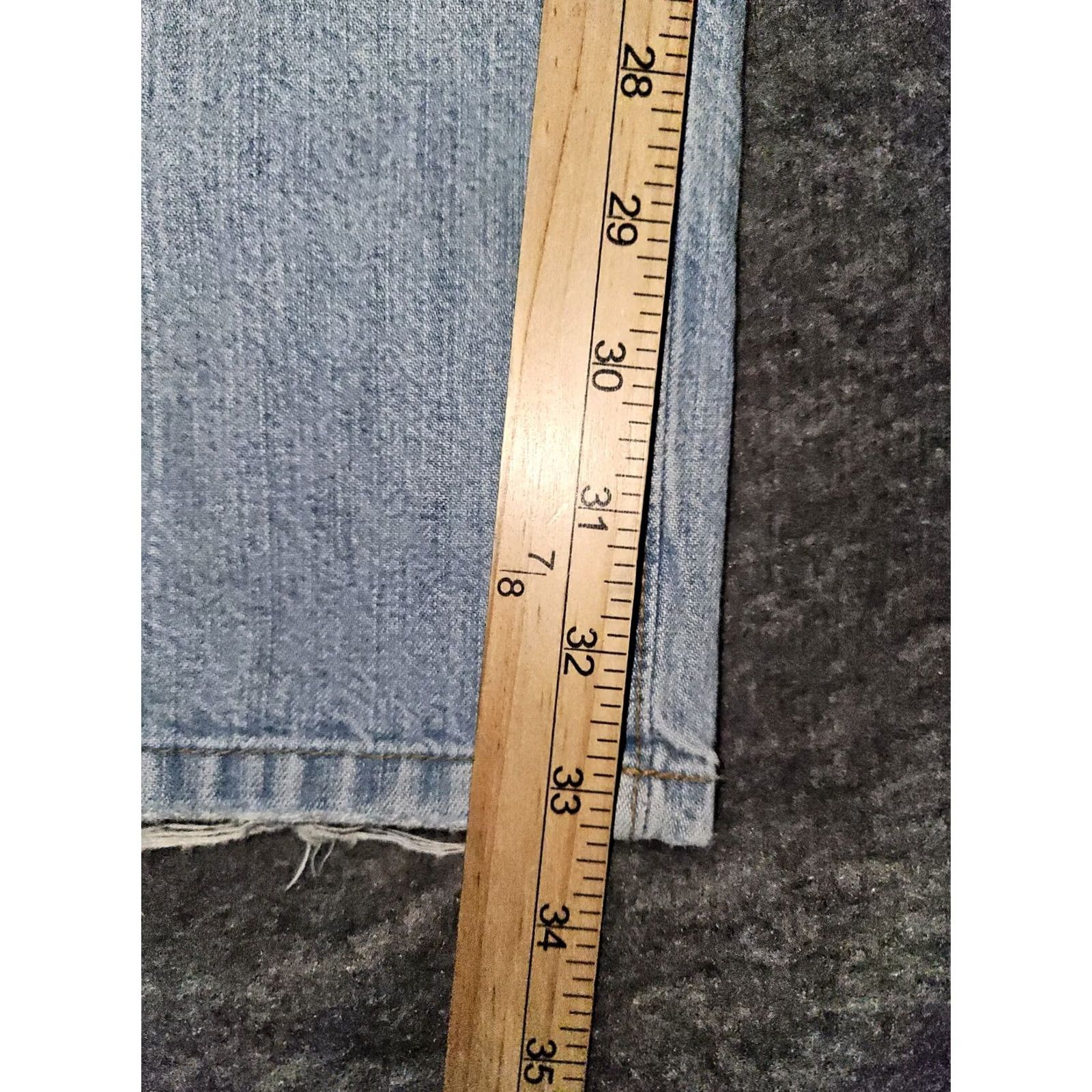Lucky Brand VINTAGE Lucky Brand Transit Jeans Mens 36 Jeans Distressed 90s USA Denim Blue Straight Relaxed Mid 10-12 Inseam 33 Mens Size US 36 / EU 52 - 6 Thumbnail
