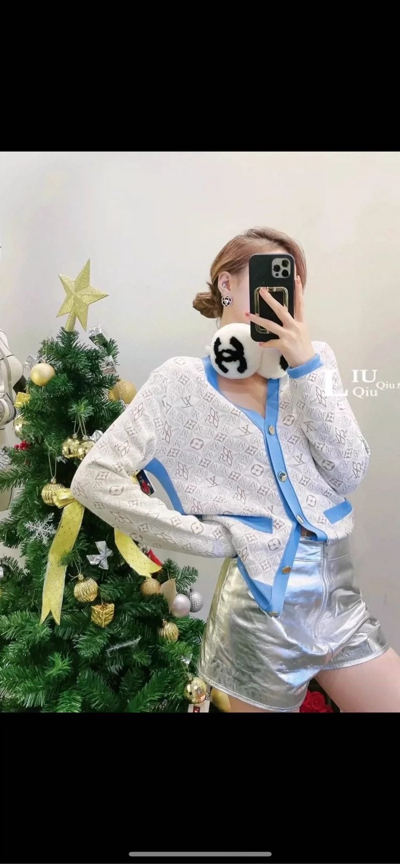 Louis Vuitton Louis Vuitton Blue color-block presbyopic V sweater Size L / US 10 / IT 46 - 8 Thumbnail