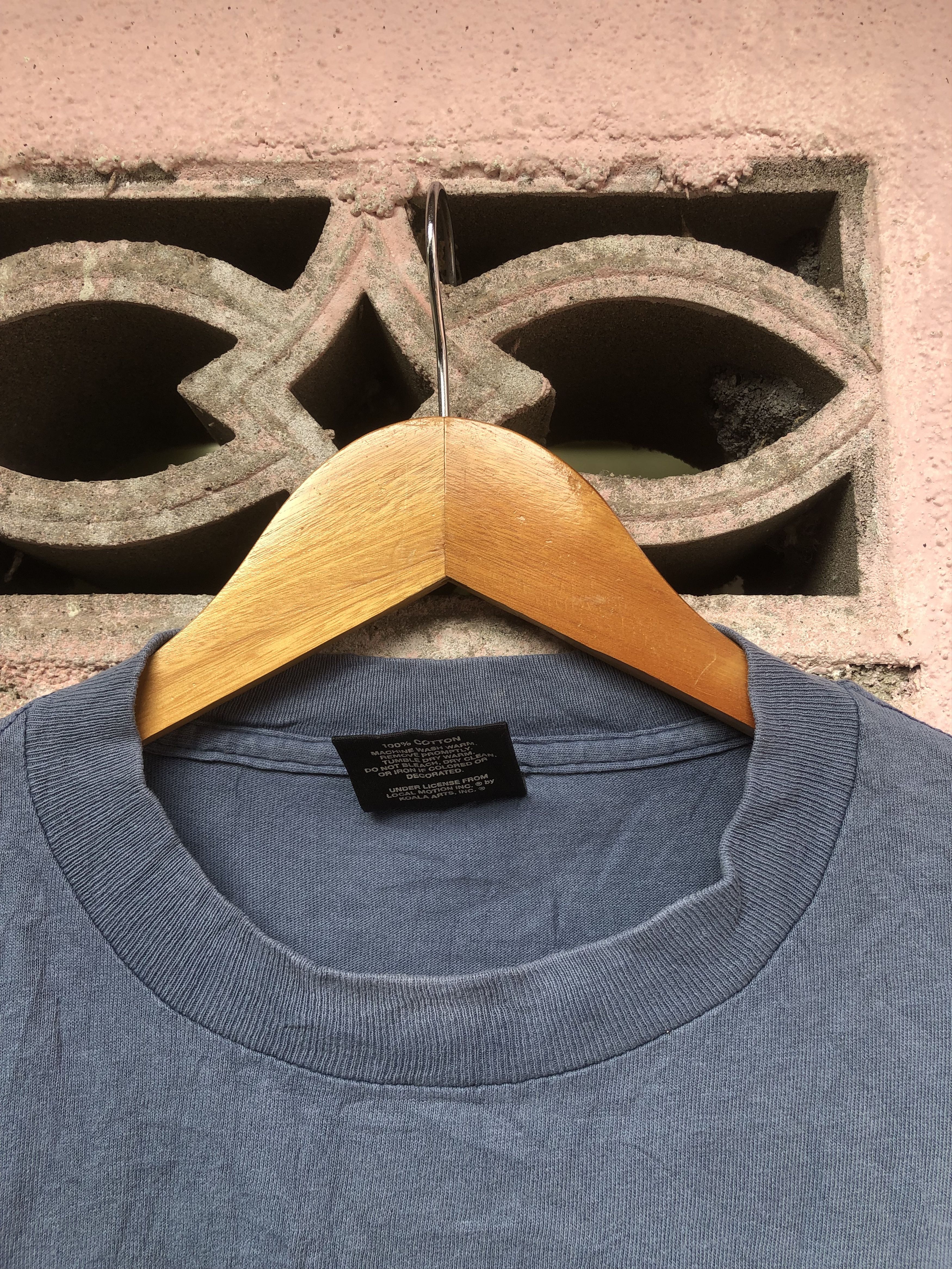 Vintage Vtg Local Motion World Longboard Champion Bonga Perkin Tee Size US M / EU 48-50 / 2 - 5 Thumbnail