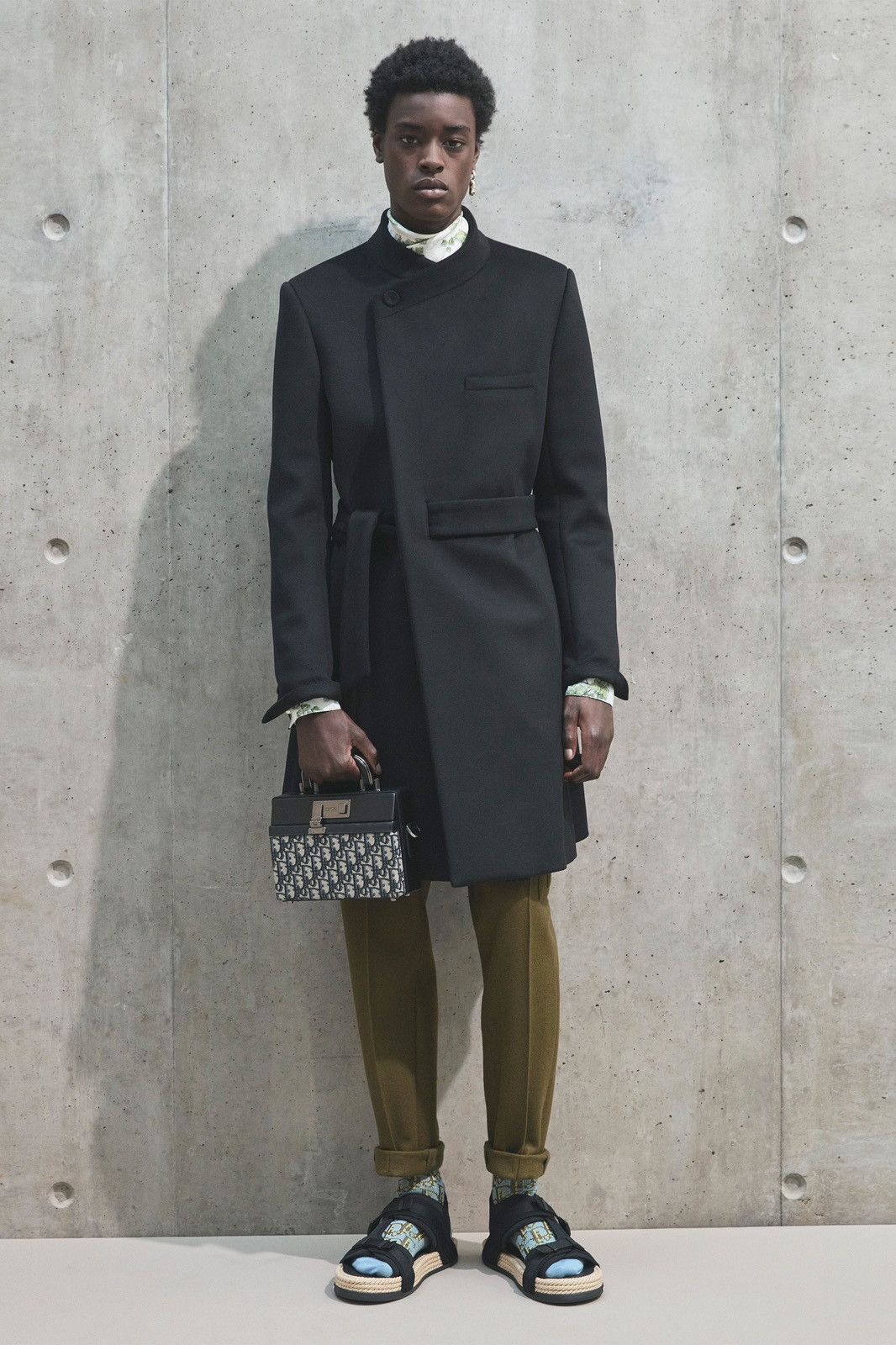Dior Dior Men SS21 Cashmere Belted Coat by Kim Jones Size US M / EU 48-50 / 2 - 5 Thumbnail