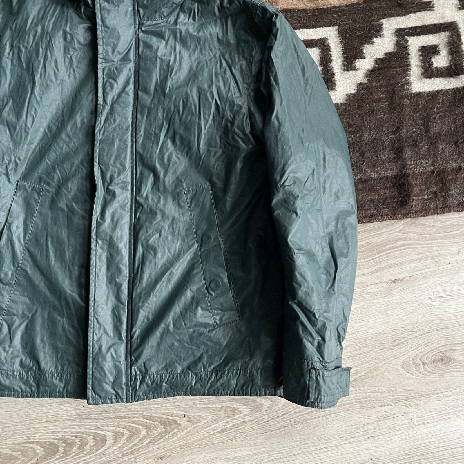 DKNY DKNY Vintage Hooded Windbreaker Lining Jacket 9593AC Size US M / EU 48-50 / 2 - 7 Thumbnail