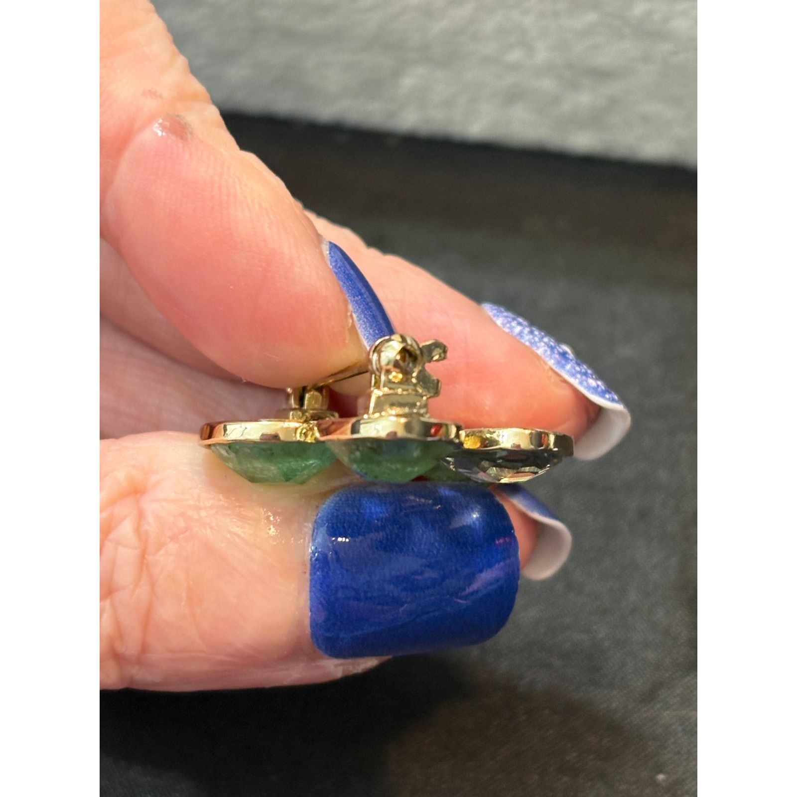 Other Green Stone Flower Brooch Pin 3g 1” Gold Tone Modern Artisan Size ONE SIZE - 3 Thumbnail