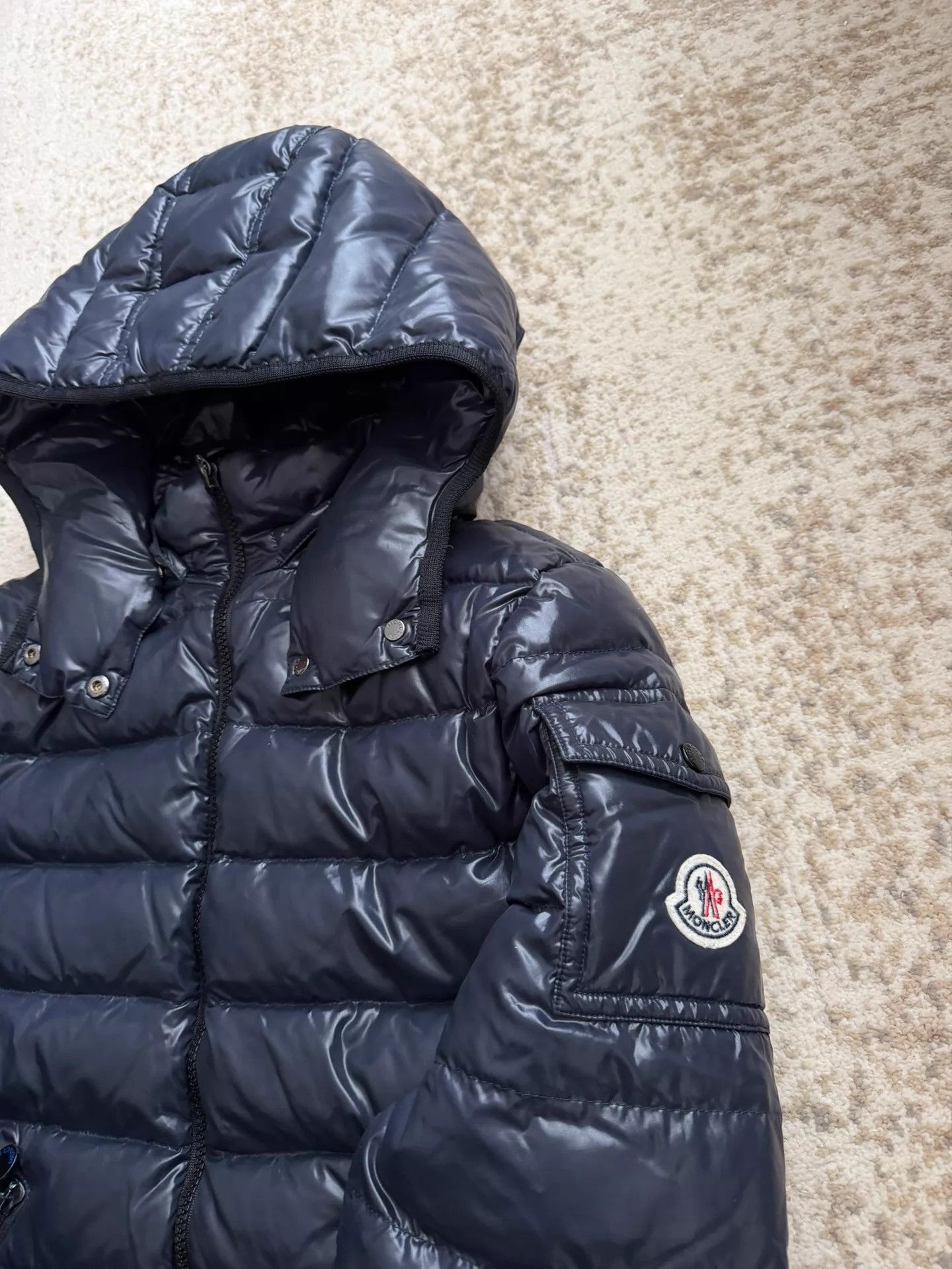 Moncler Moncler baby navy blue puffer jacket size 14Y Size XS / US 0-2 / IT 36-38 - 3 Thumbnail