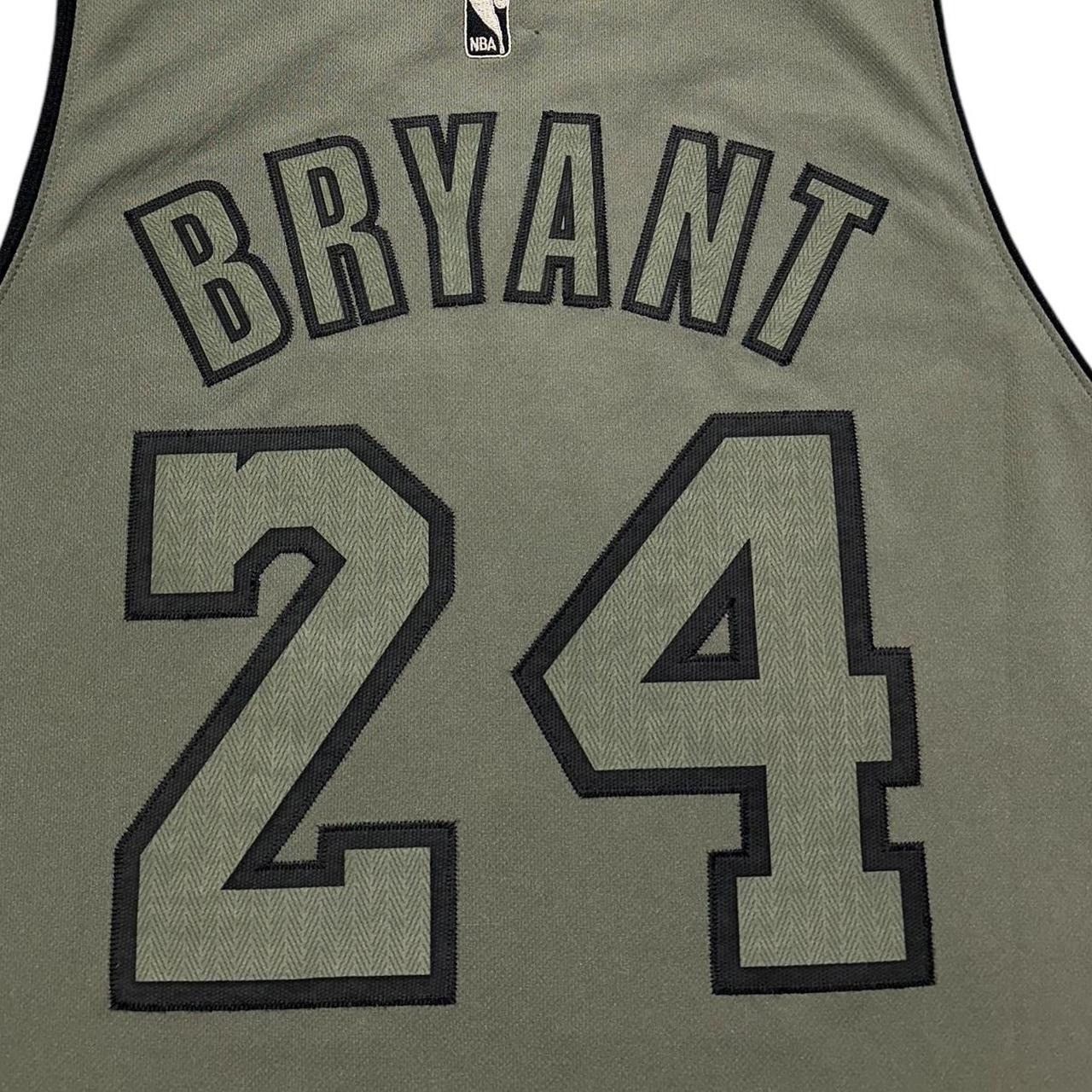 NBA × Nike × Vintage Kobe Bryant Los Angeles Lakers M70 Adidas Swingman Ultra Rar Size US XL / EU 56 / 4 - 6 Thumbnail