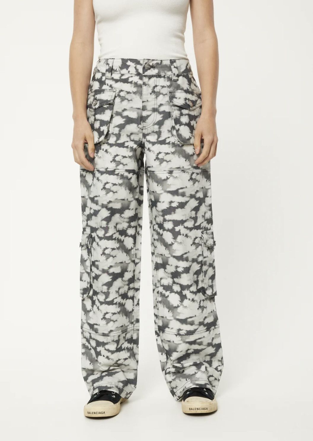 BNWT Afends - Linger - Women's Recycled Cargo Pants Size 32