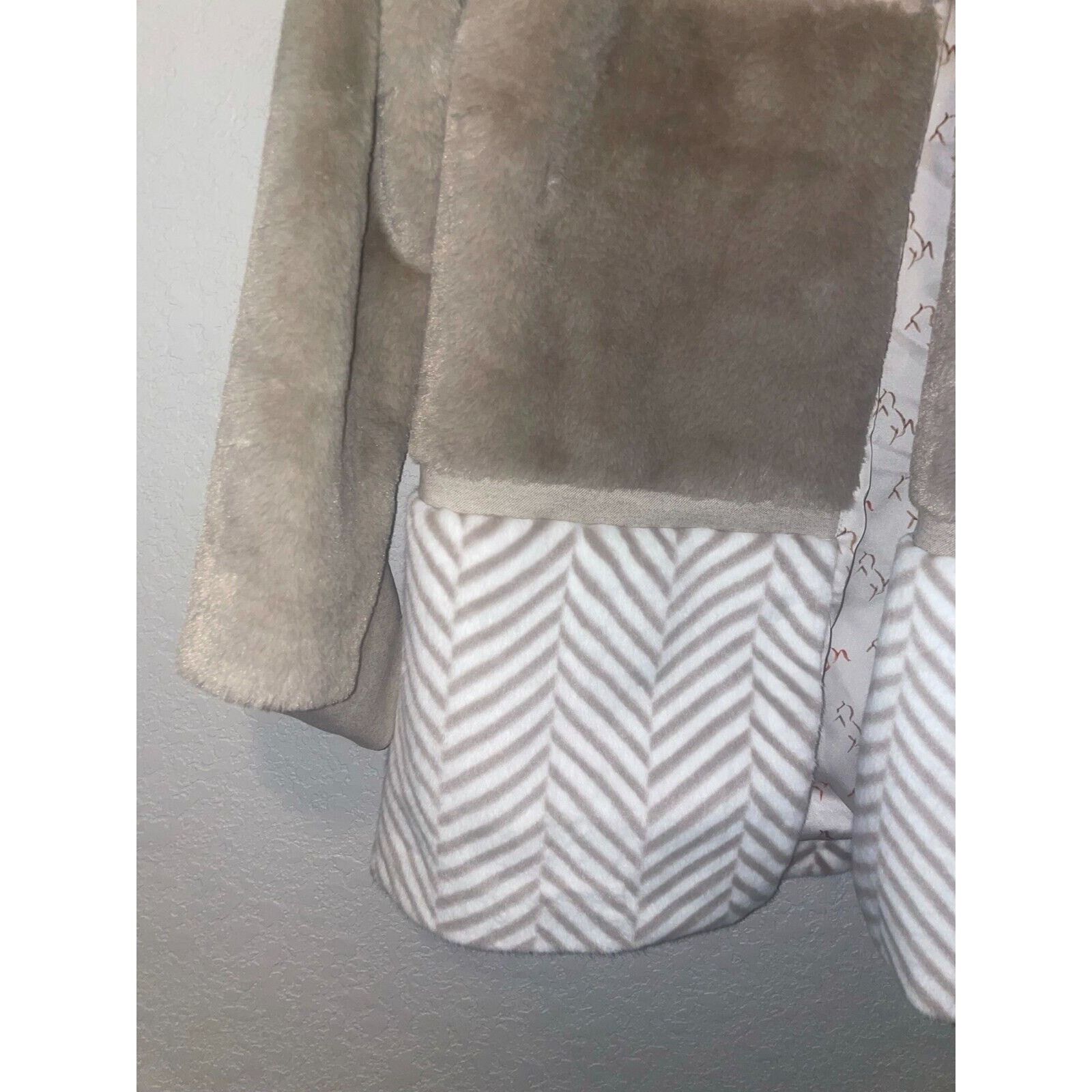 Other Womens Olympiah Coat Selle Two-Tone Fur Jacket Beige Small Size S / US 4 / IT 40 - 6 Thumbnail