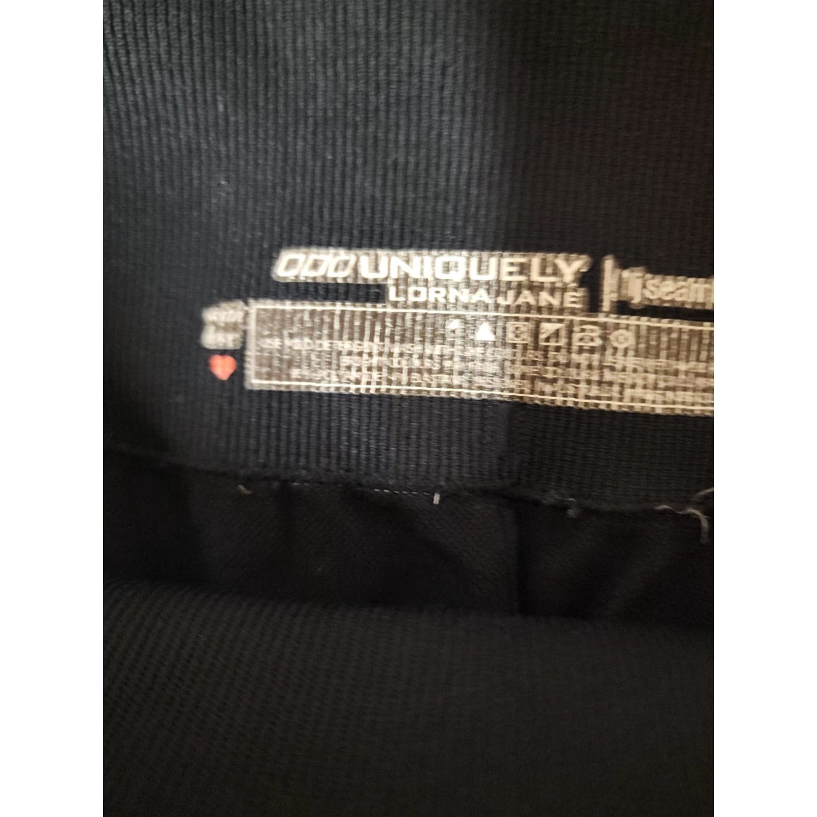 Vintage VINTAGE Uniquely Lorna Jane Seamless Leggings Womens XS Black Size 26" / US 2 / IT 38 - 4 Thumbnail