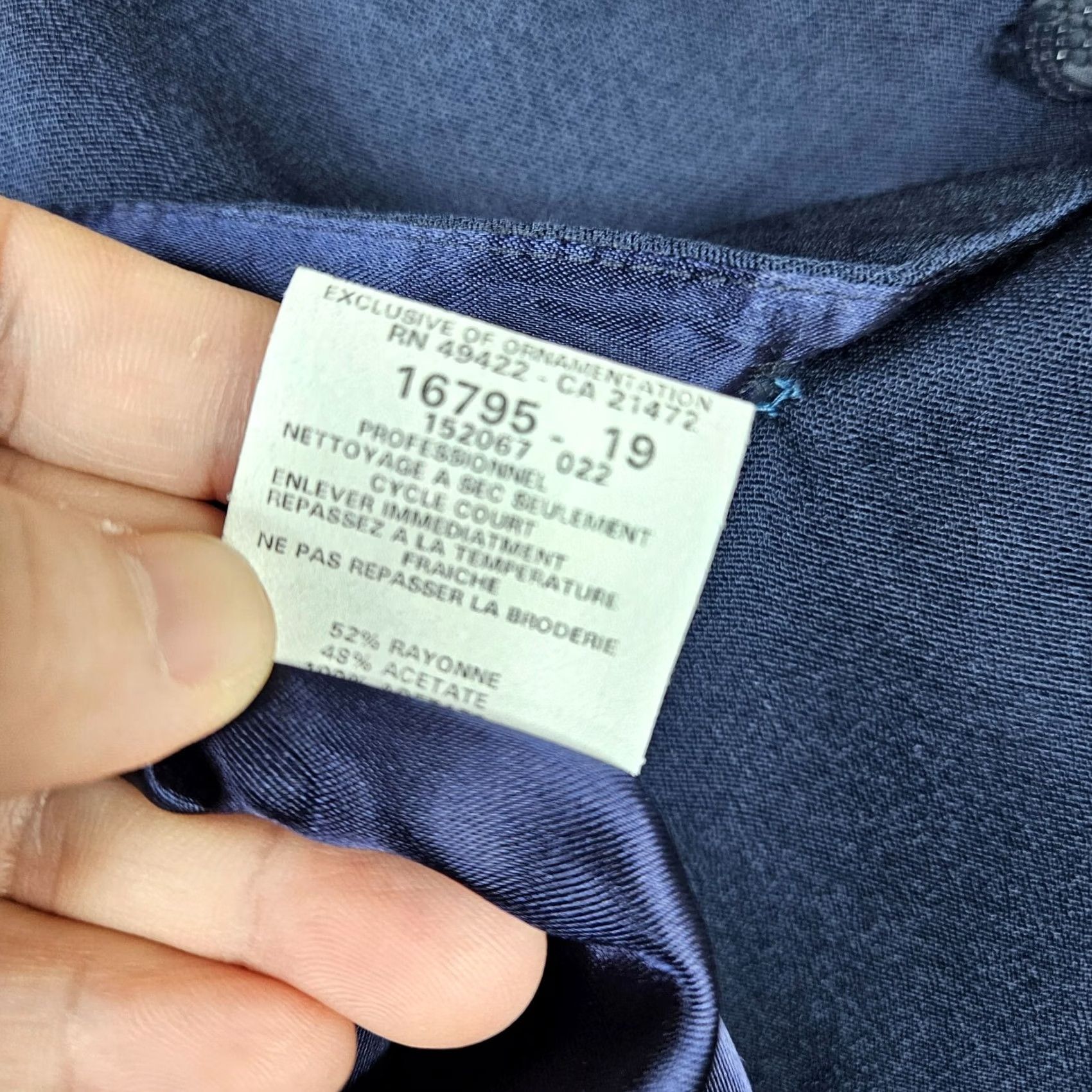 Vintage Scott Mcclintock Women's Navy blue Lined Top Button Back V-Neck Casual Blouse Size 4 NEW Size S / US 4 / IT 40 - 6 Thumbnail