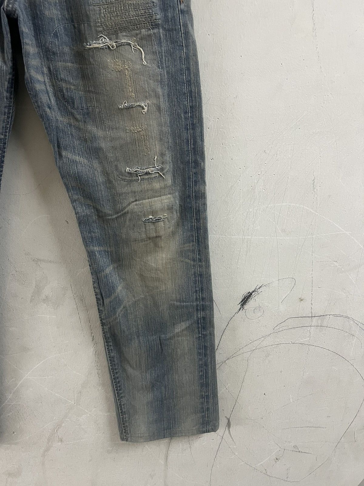 If Six Was Nine × Japanese Brand × Vintage THRASHED EDWIN XV DISTRESSED DENIM PANT Size US 29 - 4 Thumbnail