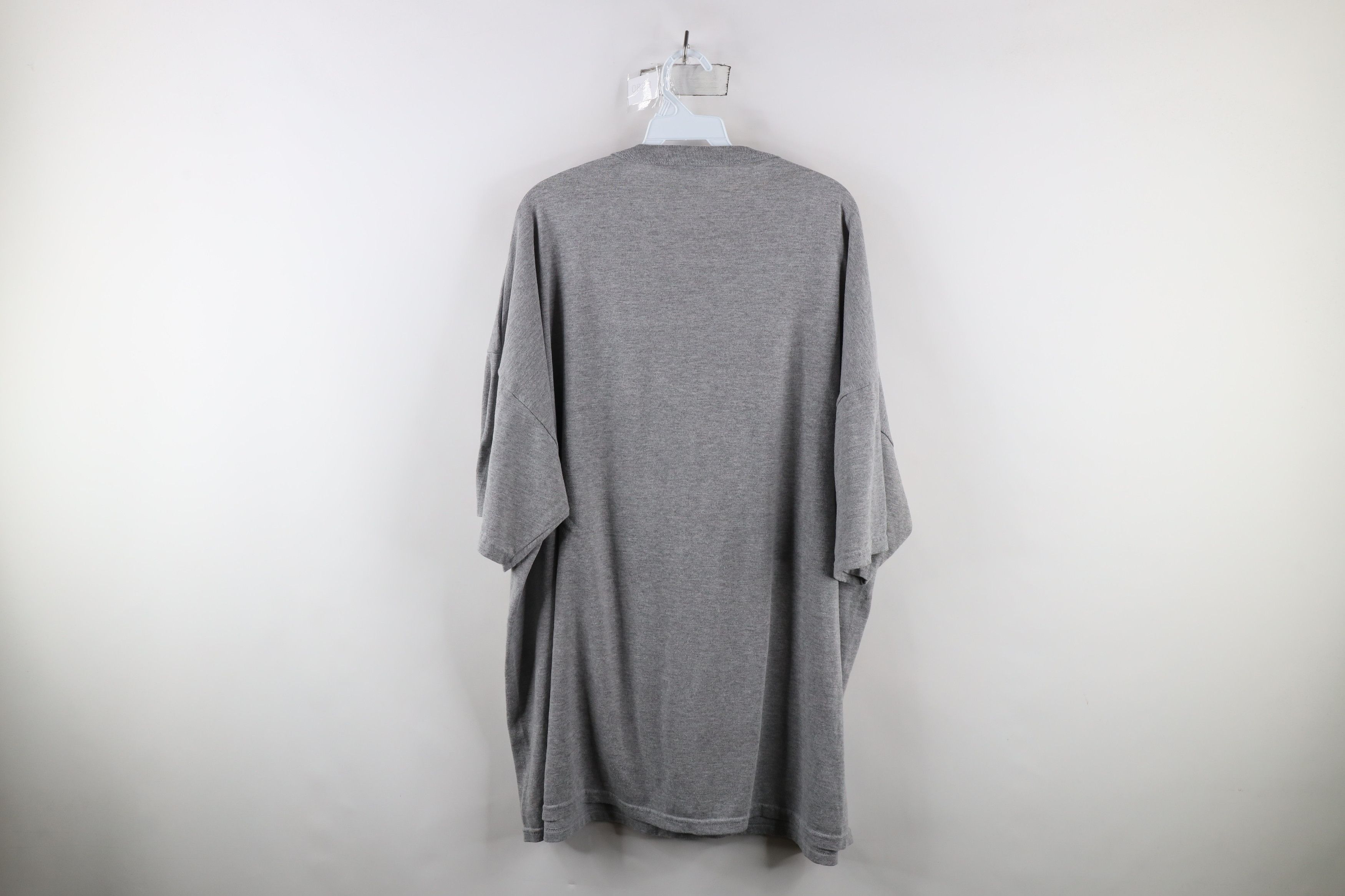 Russell Athletic × Vintage Vintage Russell Athletic University of Basketball T-Shirt Size US XXL / EU 58 / 5 - 8 Thumbnail