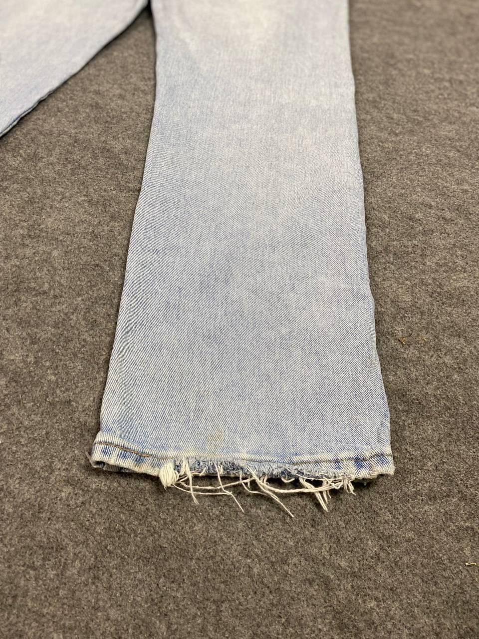 Wrangler vintage wrangler lightwash distressed denim Size US 37 - 5 Thumbnail