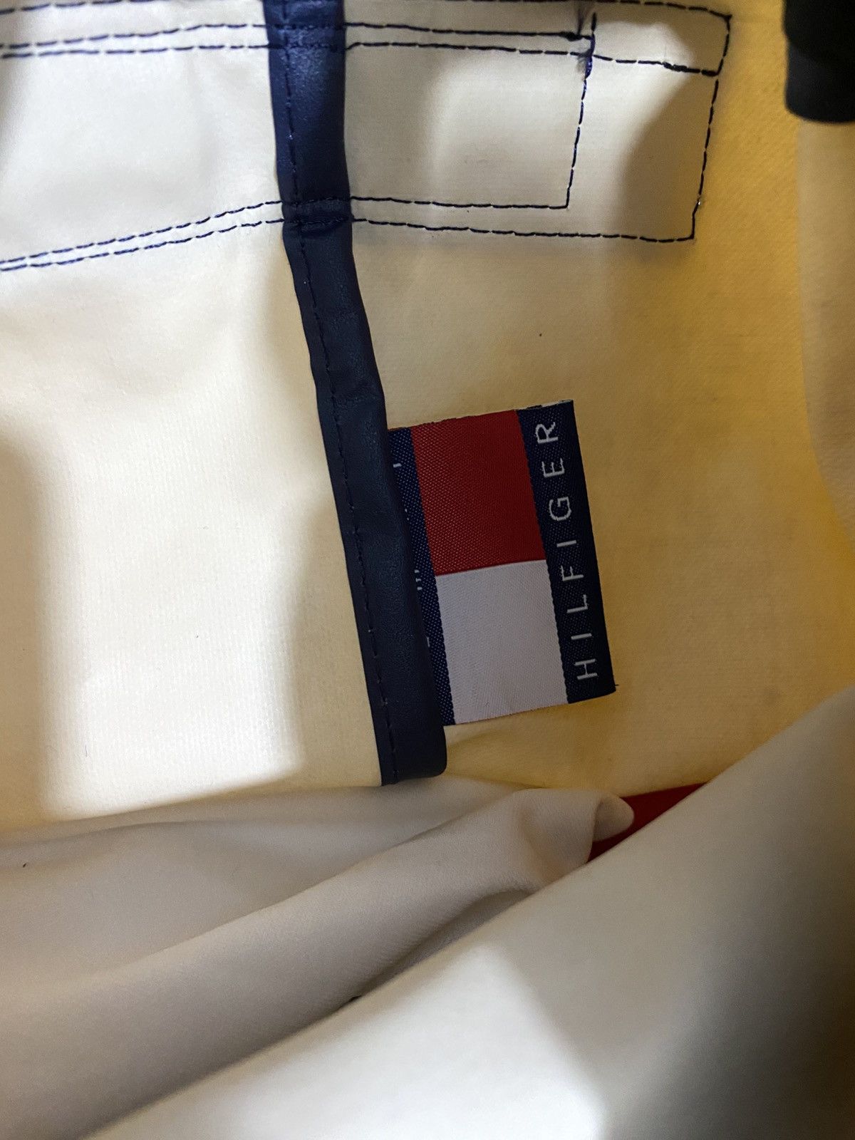 Designer × Tommy Hilfiger × Vintage TOMMY HILFIGER VTG EMBROIDED RUCKSACK BACKPACK BAG Size ONE SIZE - 9 Thumbnail