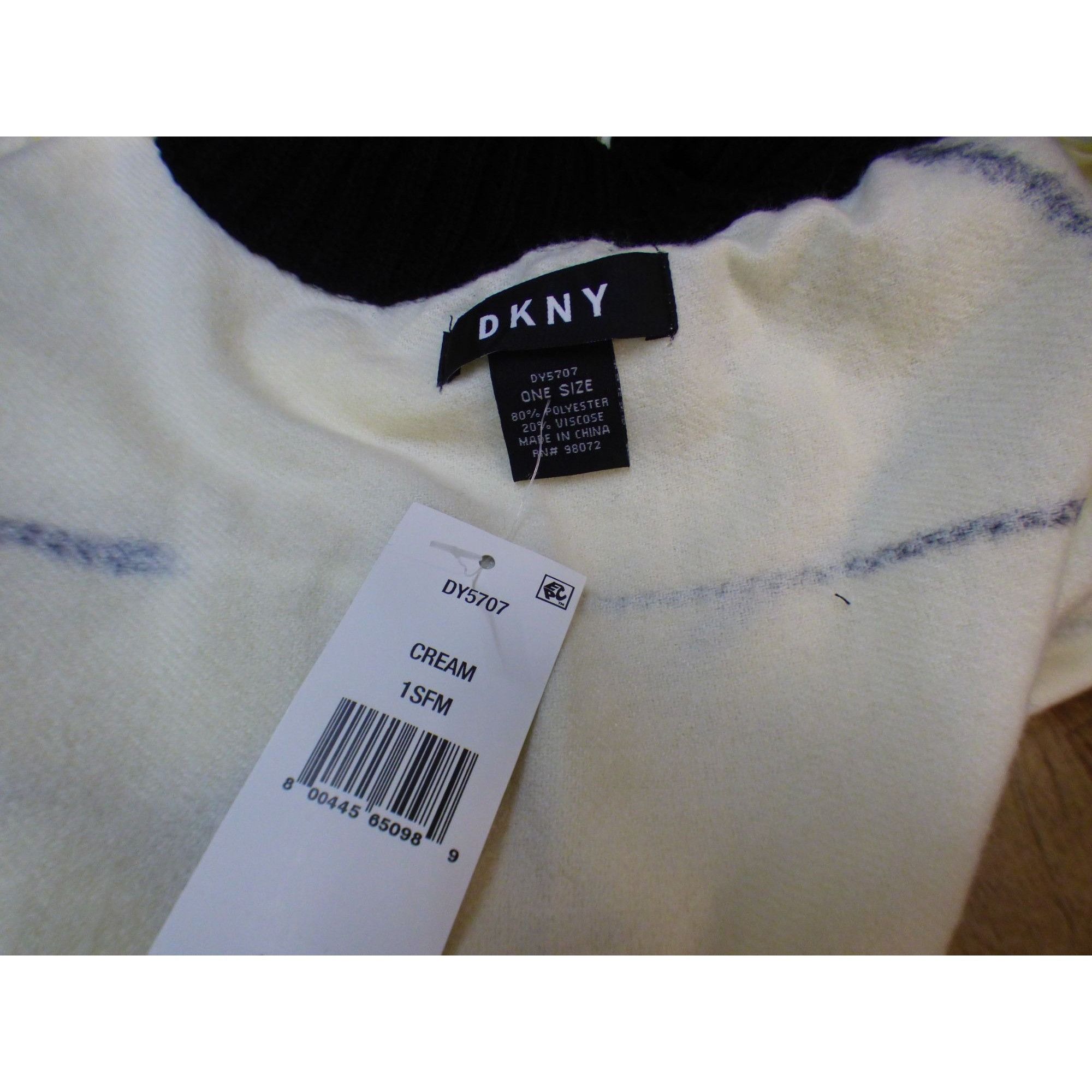 DKNY DKNY Zip Front Ombre Twist Full Zip Ruana / Poncho , Cream 1 Size ONE SIZE - 8 Thumbnail