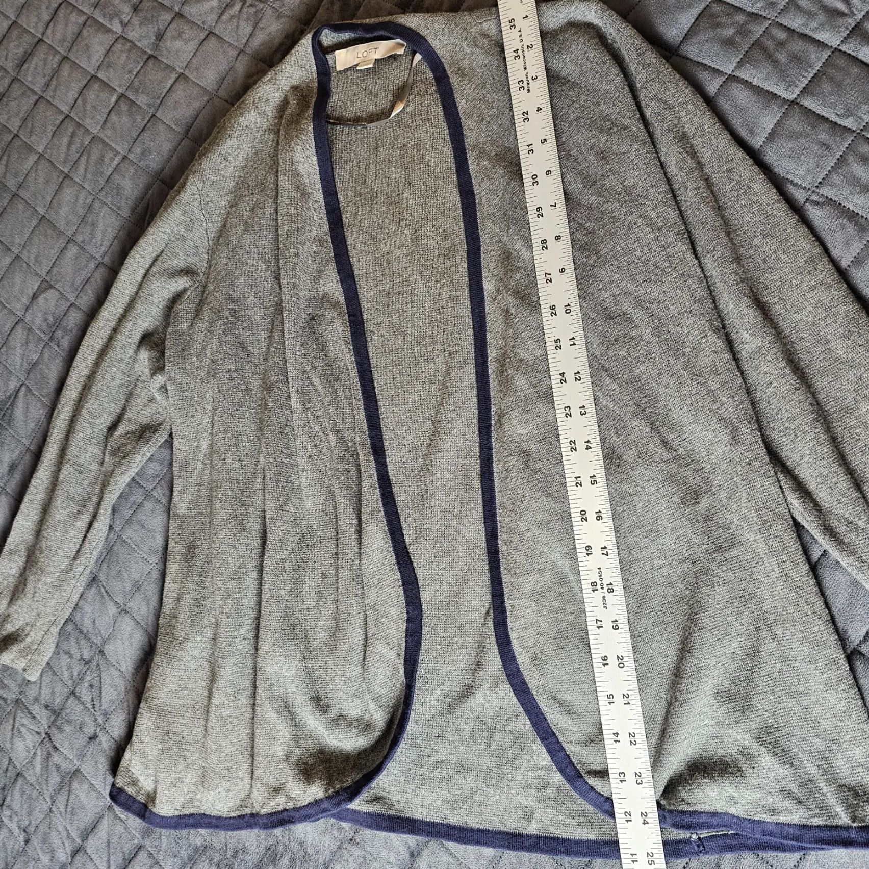 Ann Taylor VINTAGE Ann Taylor Loft Cardigan Sweater Women Large Gray 3/4 Sleeve Solid Size L / US 10 / IT 46 - 7 Thumbnail