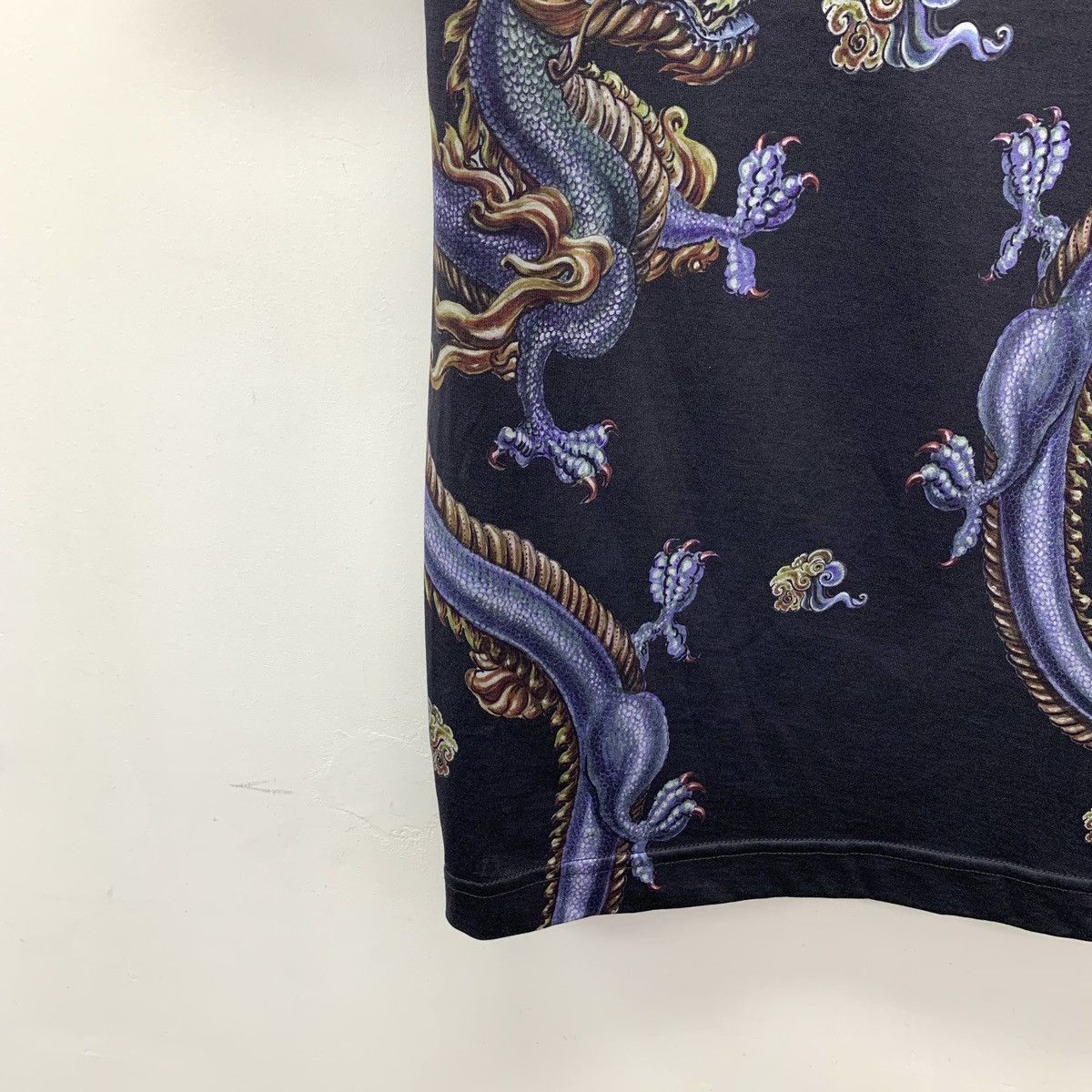 Dolce & Gabbana Dolce & Gabbana Navy Blue Dragon Print Short Sleeve K26WX Size US XS / EU 42 / 0 - 4 Thumbnail