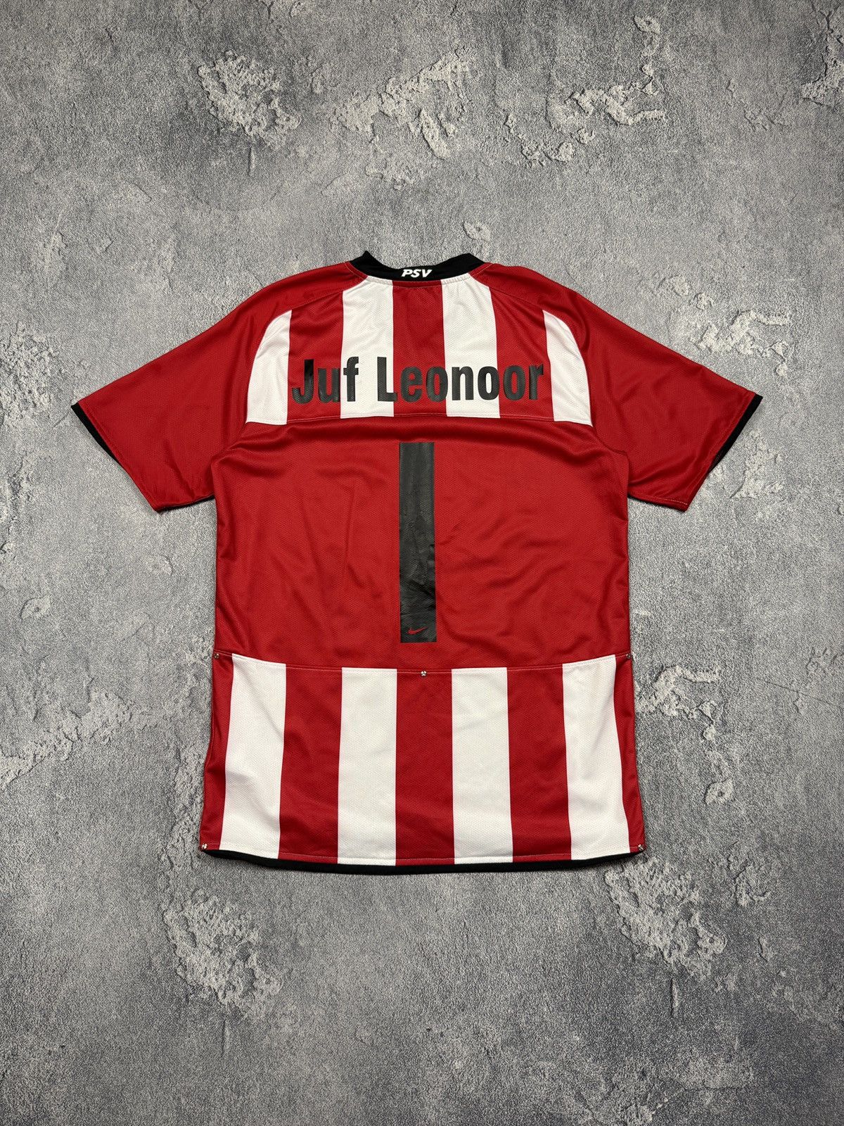 Nike Nike Vintage PSV Soccer Jersey Philips Logo Tee T-shirt Rare Size US S / EU 44-46 / 1 - 2 Thumbnail