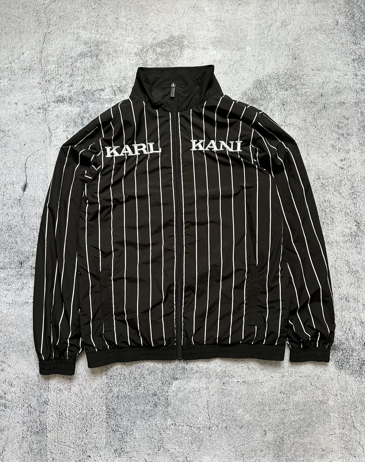 Karl Kani Vintage Karl Kani Zip Jacket Big Logo White Size US M / EU 48-50 / 2 - 1 Thumbnail