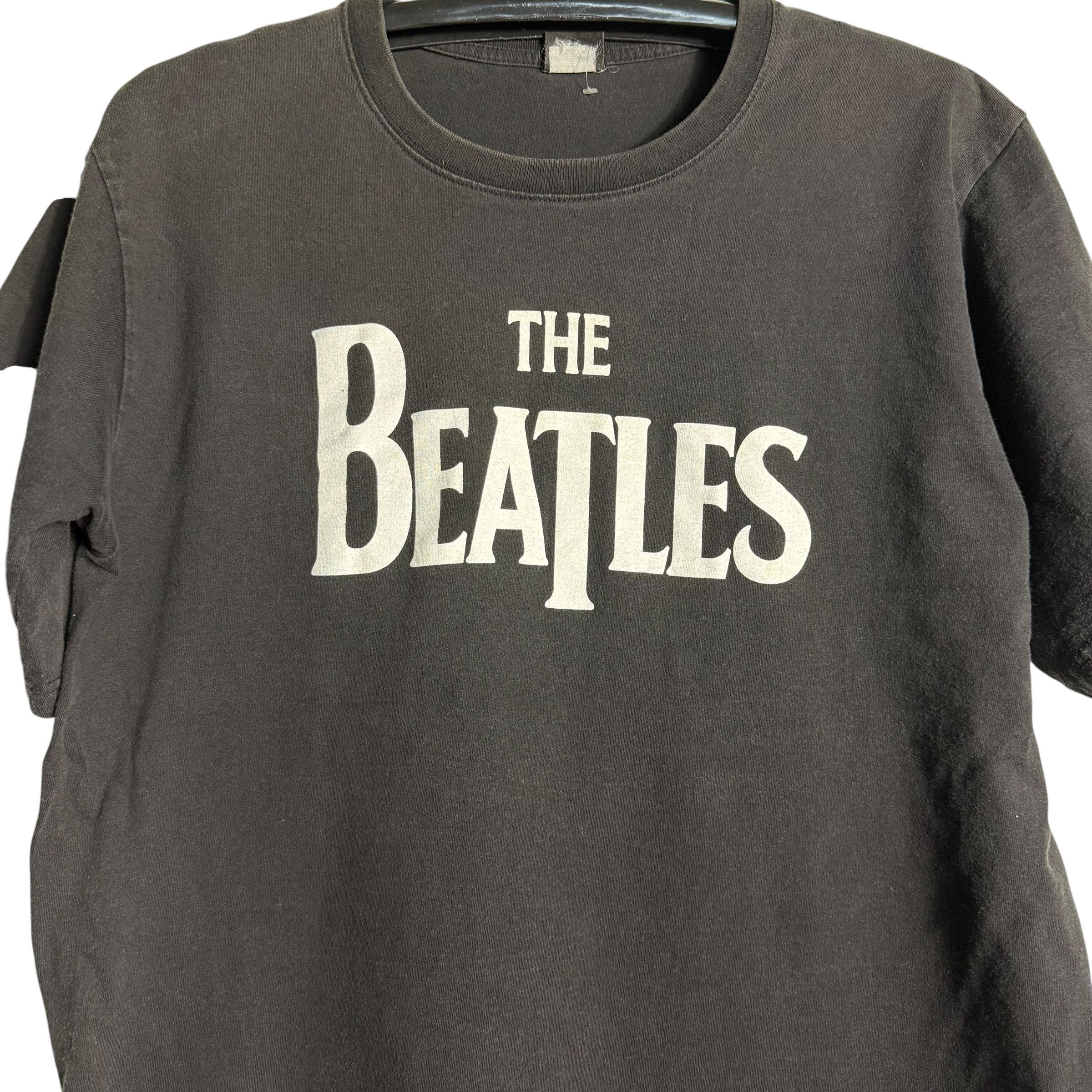 Band Tees 🔥RARE🔥Vintage The Beatles Band Member Signatures T-shirt Size US L / EU 52-54 / 3 - 2 Thumbnail
