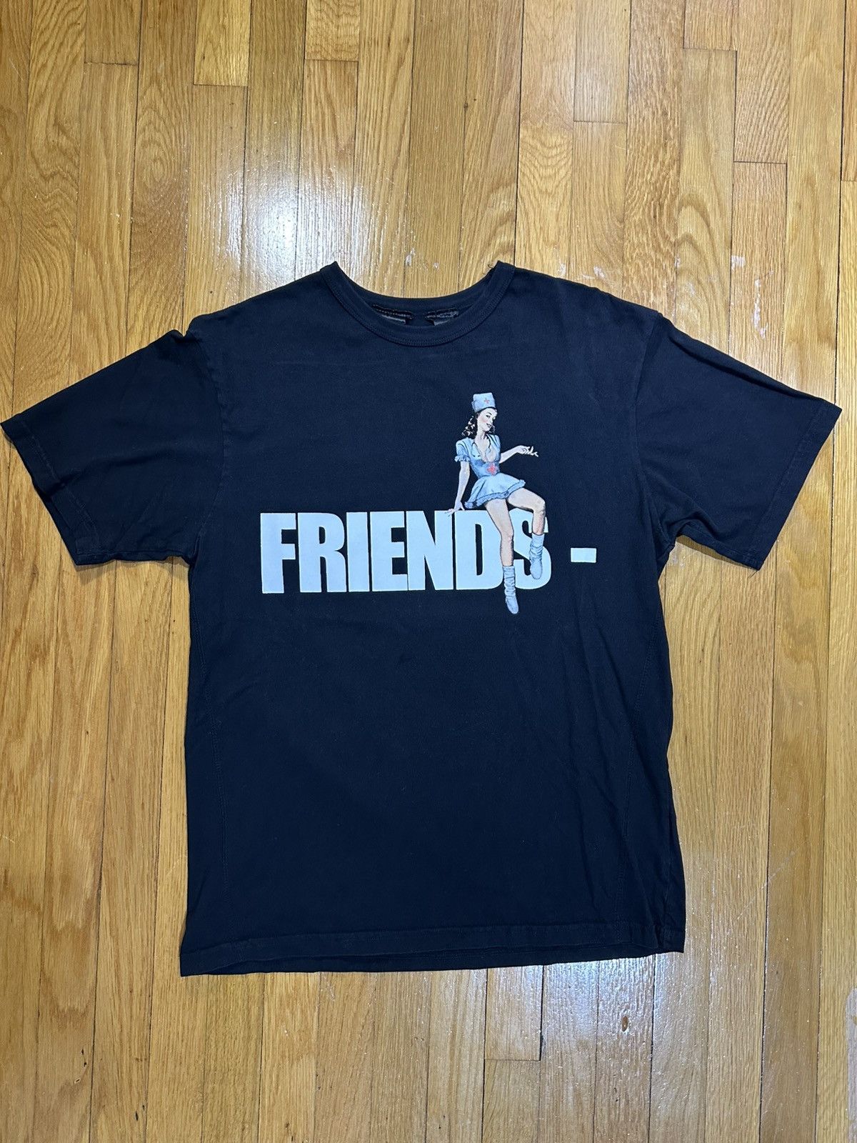 Vlone VLONE FRIENDS - PIN UP T-SHIRT - BLACK SIZE MEDIUM Size US M / EU 48-50 / 2 - 1 Thumbnail
