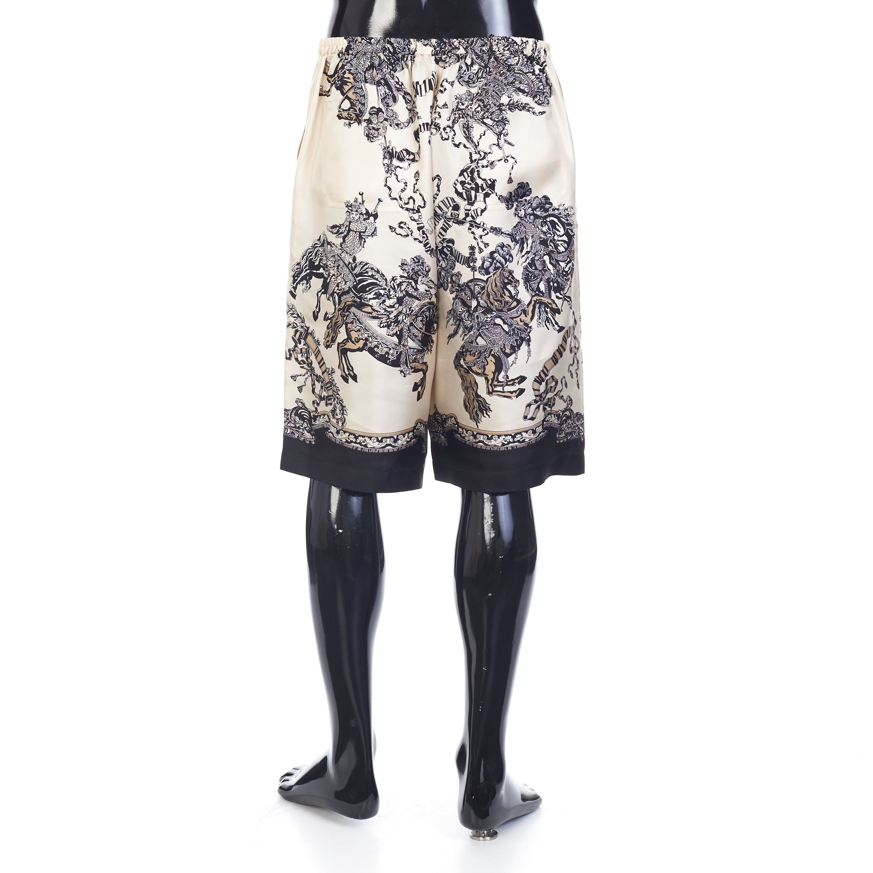 Gucci Silk Short With Roi Soleil Print In Ivory And Black Size US 34 / EU 50 - 5 Thumbnail