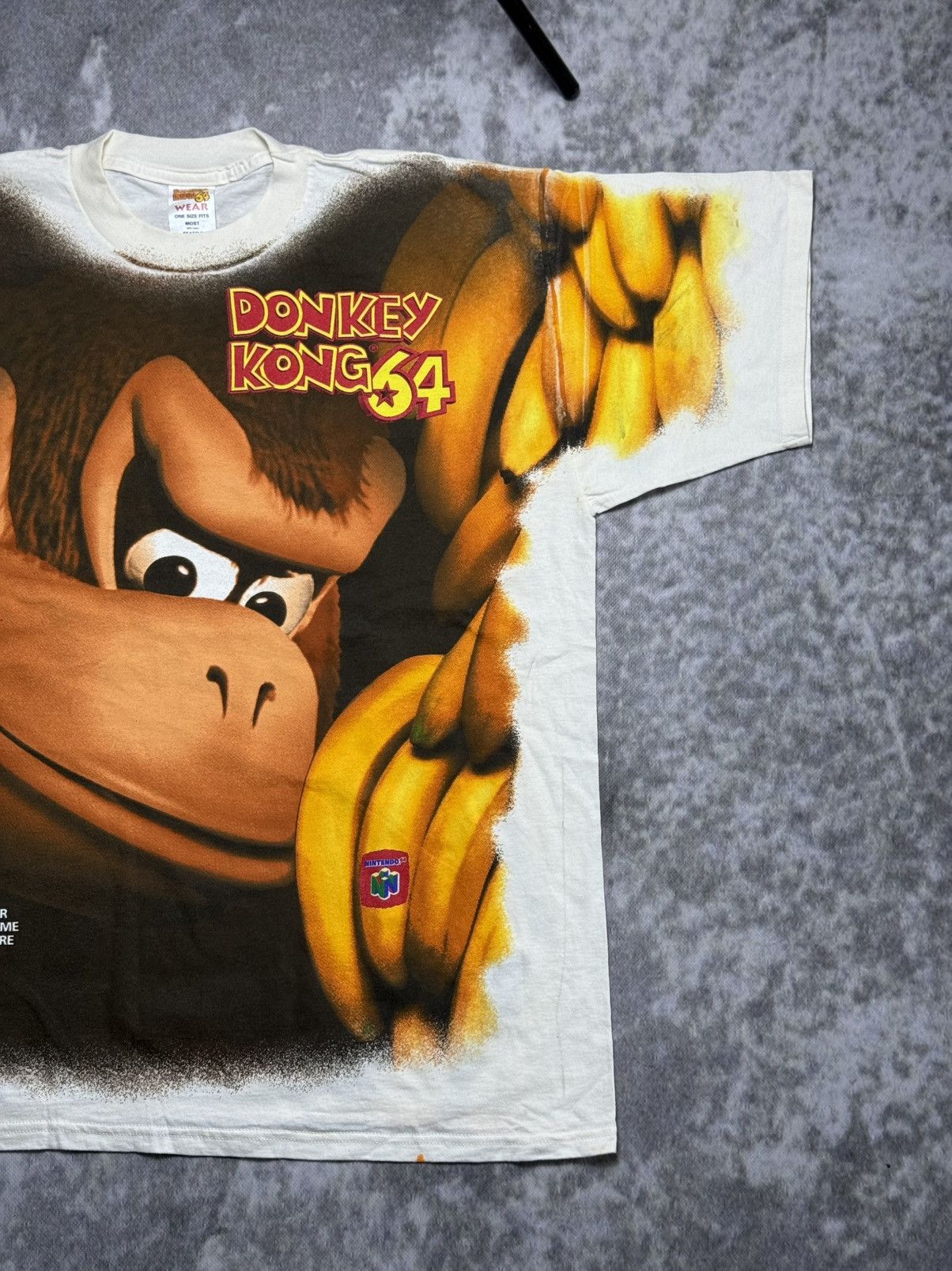 Nintendo Vintage Donkey Kong 64 AOP Tee Nintendo Rare 90s Size US XL / EU 56 / 4 - 2 Thumbnail