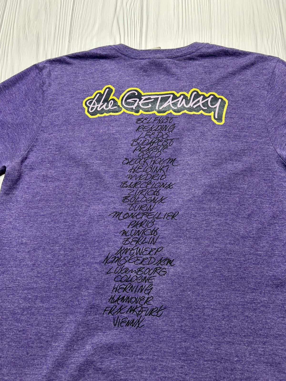 Band Tees Vintage Red Hot Chili Peppers The Getaway Tour T-Shirt Size US L / EU 52-54 / 3 - 12 Thumbnail