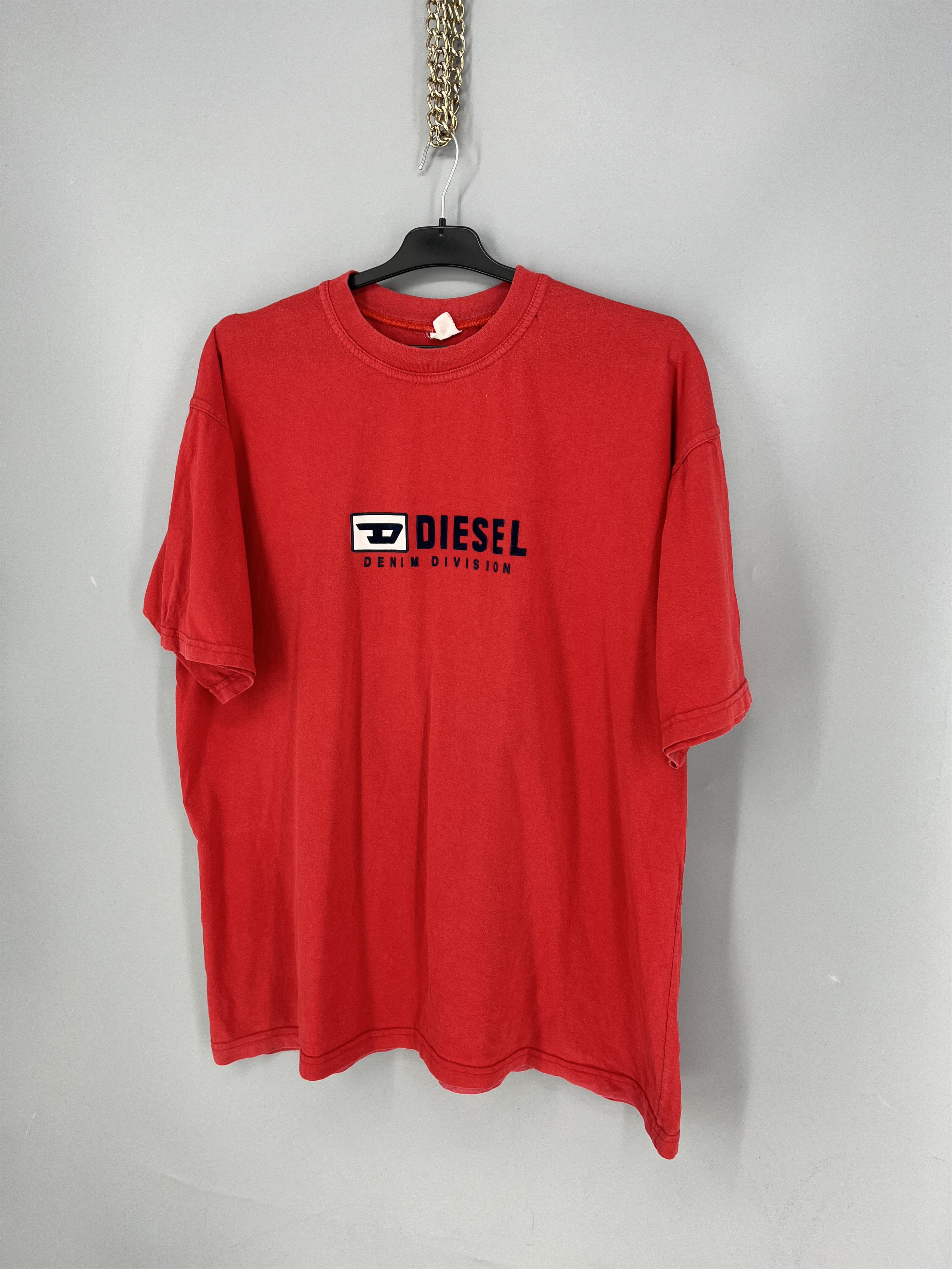 Diesel Vintage 90’s Japan Big Logo Faded Y2K Red T-Shirt Size US M / EU 48-50 / 2 - 3 Thumbnail