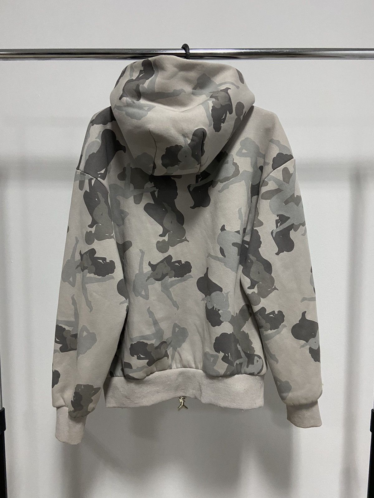 Other Unrealistic ideals overprint zip hoodie girls logo printed Size US S / EU 44-46 / 1 - 3 Thumbnail