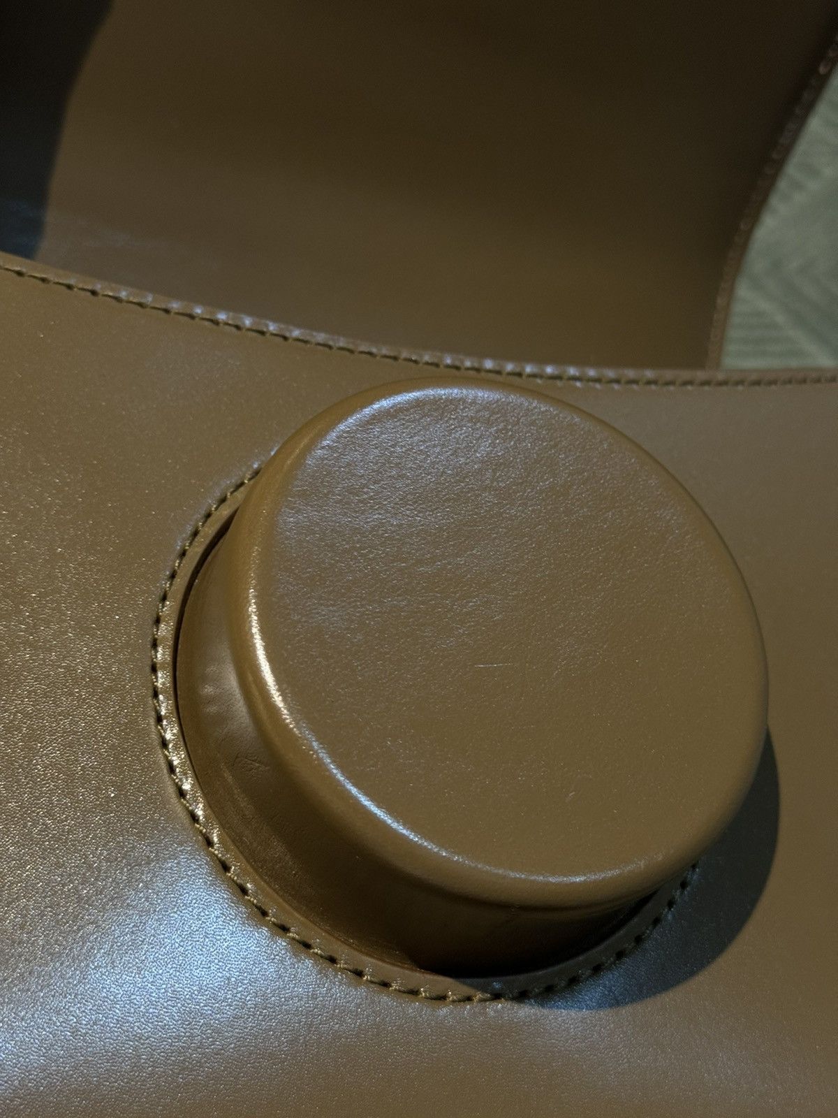 Lemaire LEMAIRE Camera Crossbody Bag Hazelnut Brown Size ONE SIZE - 16 Thumbnail