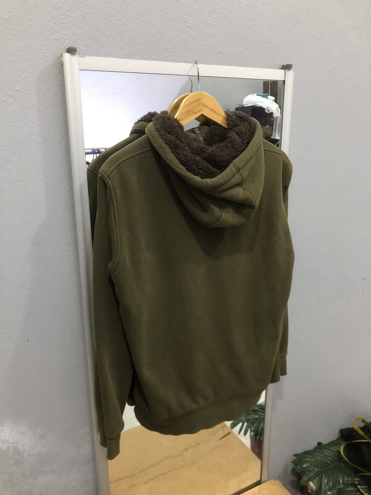 Japanese Brand × Uniqlo Uniqlo olive hoodie with sherpa lining Size US S / EU 44-46 / 1 - 13 Thumbnail