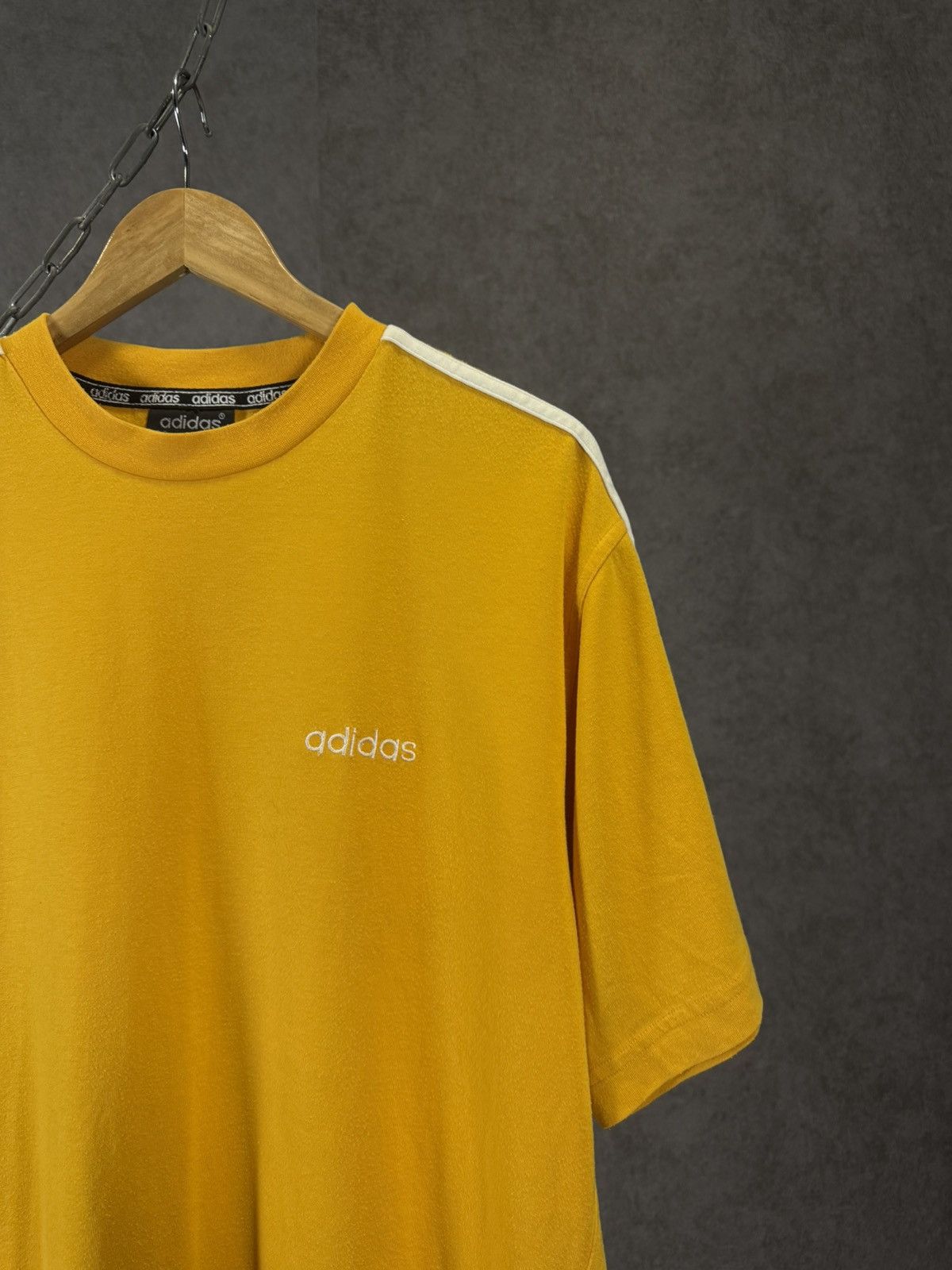 Adidas Adidas vintage tee Size US XL / EU 56 / 4 - 2 Thumbnail
