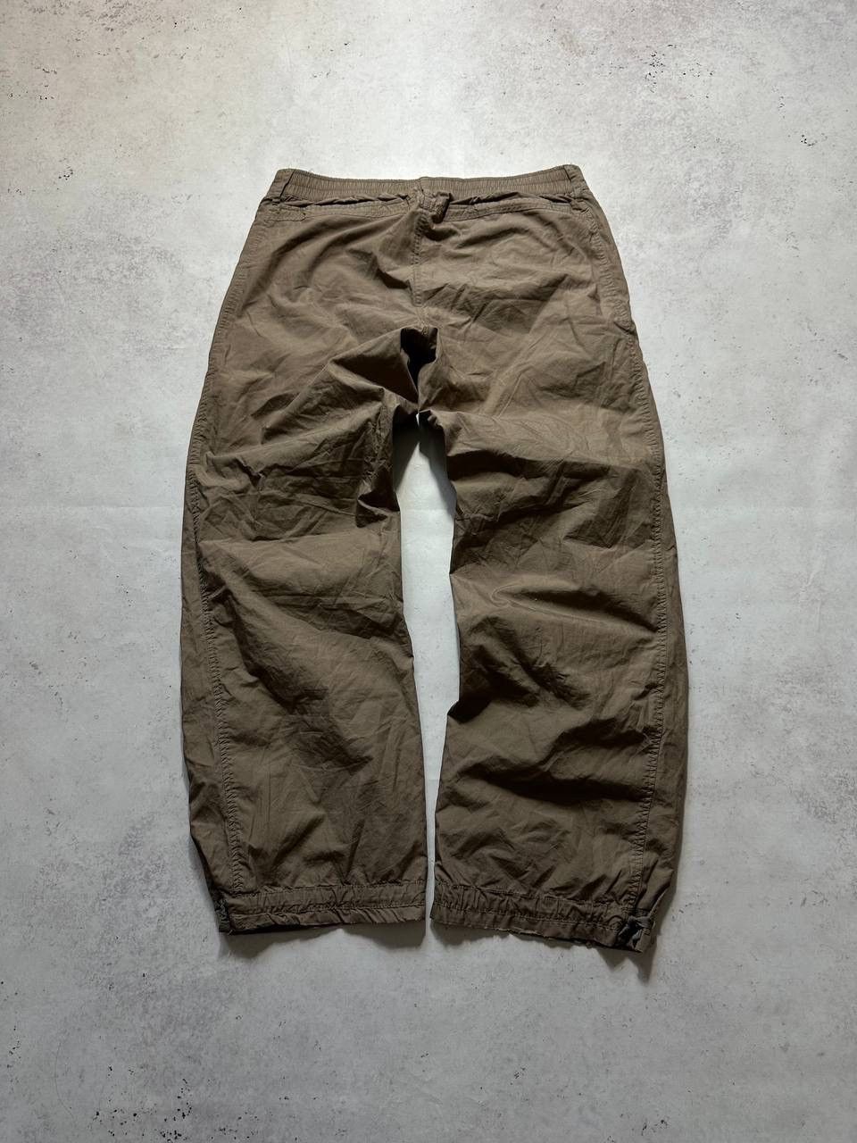 Nike Vintage Nike Swoosh Baggy Nylon Trackpants Y2K M Size US 32 / EU 48 - 5 Thumbnail