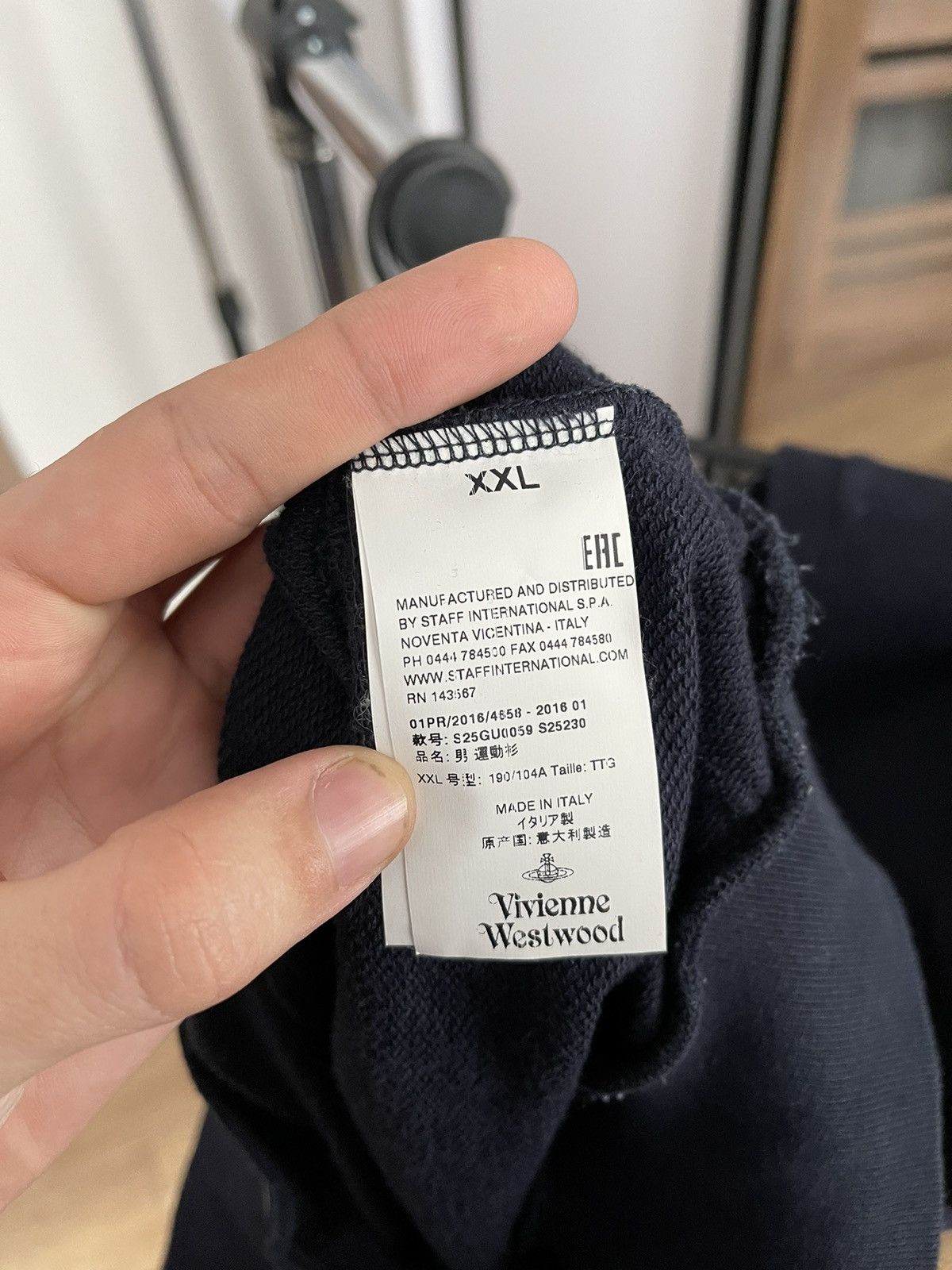 Vivienne Westwood Vivienne Westwood Sweatshirt Crewneck Vintage Logo Size US XXL / EU 58 / 5 - 9 Thumbnail